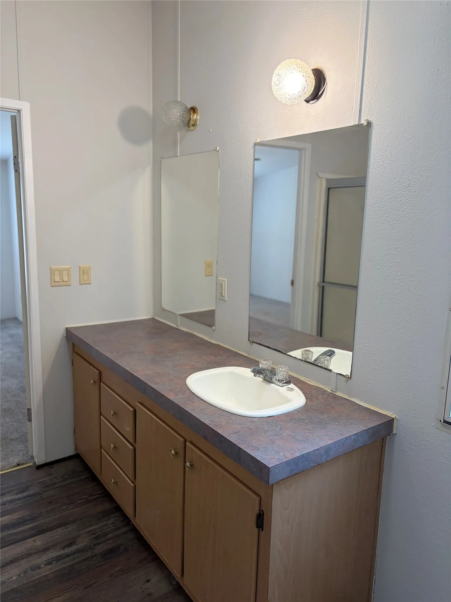 Mobile Home For Rent in Taylor County , 1101 Plaza Street, Abilene, Texas 79603, 3 Bedroom, 2 Bathroom, Garage spaces, 1,344 Sqft, built in 1999, mls#21300502, Real Estate Agent in Abilene, Homes For Rent in Taylor county, Homes For Rent in Abilene, Realtor in Abilene Texas, Real Estate Brokerage Independent Realty Texas, Luminita Cordes Realtor