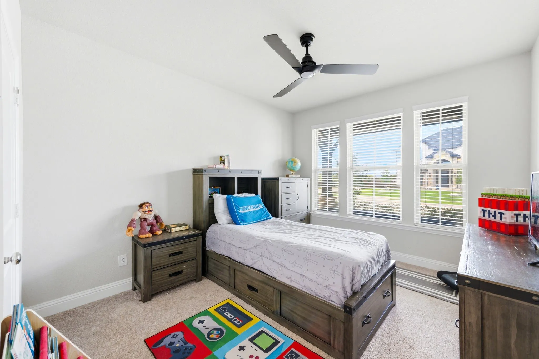 Single Family Residence For Sale in Collin County , 3324 Peacock Lane, Celina, Texas 75009, 5 Bedroom, 4 Bathroom, 2 Garage spaces, 3,208 Sqft, built in 2021, mls#21300505, Real Estate Agent in Celina, Homes For Sale in Collin county, Homes For Sale in Celina, Realtor in Celina Texas, Real Estate Brokerage Independent Realty Texas, Luminita Cordes Realtor