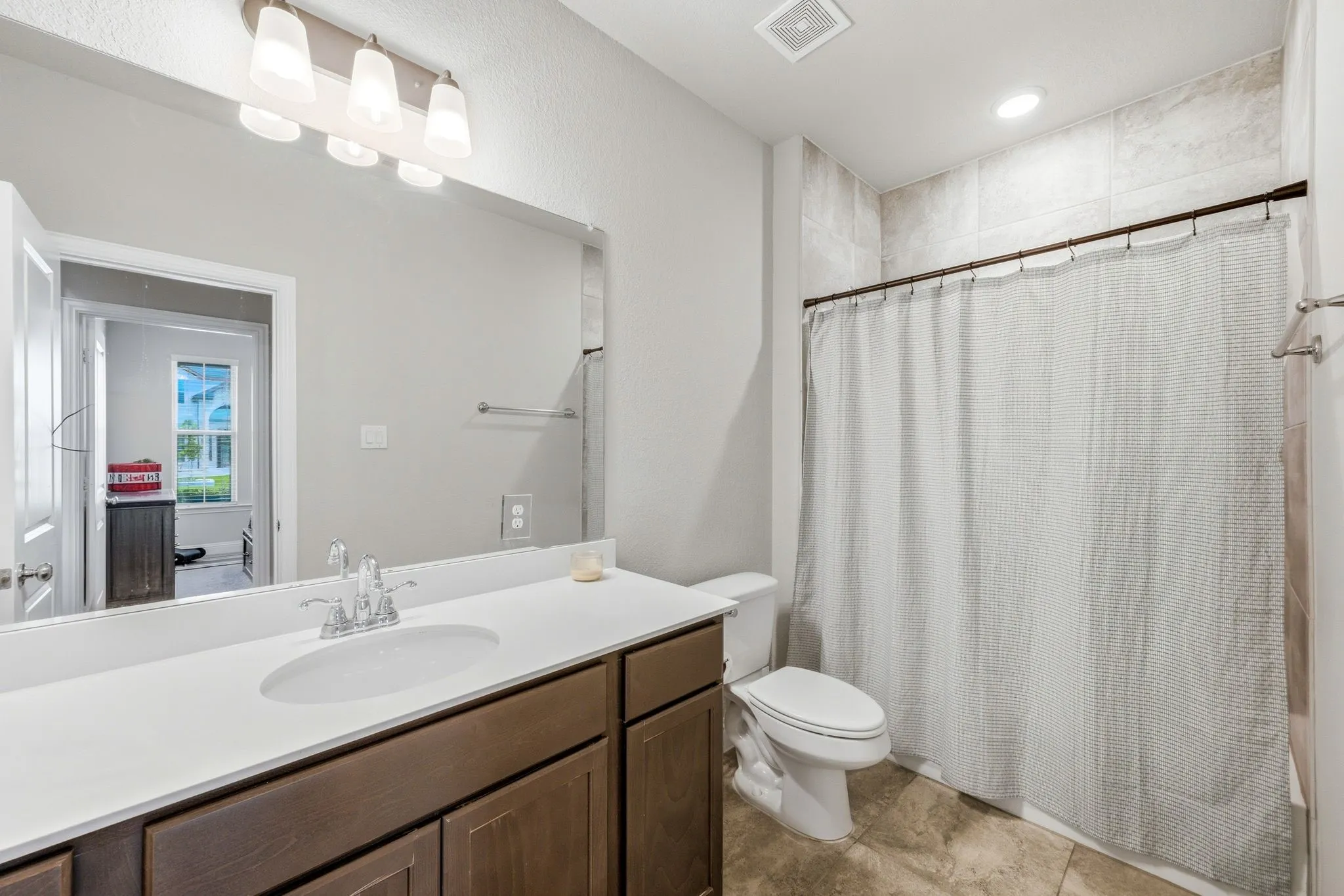Single Family Residence For Sale in Collin County , 3324 Peacock Lane, Celina, Texas 75009, 5 Bedroom, 4 Bathroom, 2 Garage spaces, 3,208 Sqft, built in 2021, mls#21300505, Real Estate Agent in Celina, Homes For Sale in Collin county, Homes For Sale in Celina, Realtor in Celina Texas, Real Estate Brokerage Independent Realty Texas, Luminita Cordes Realtor