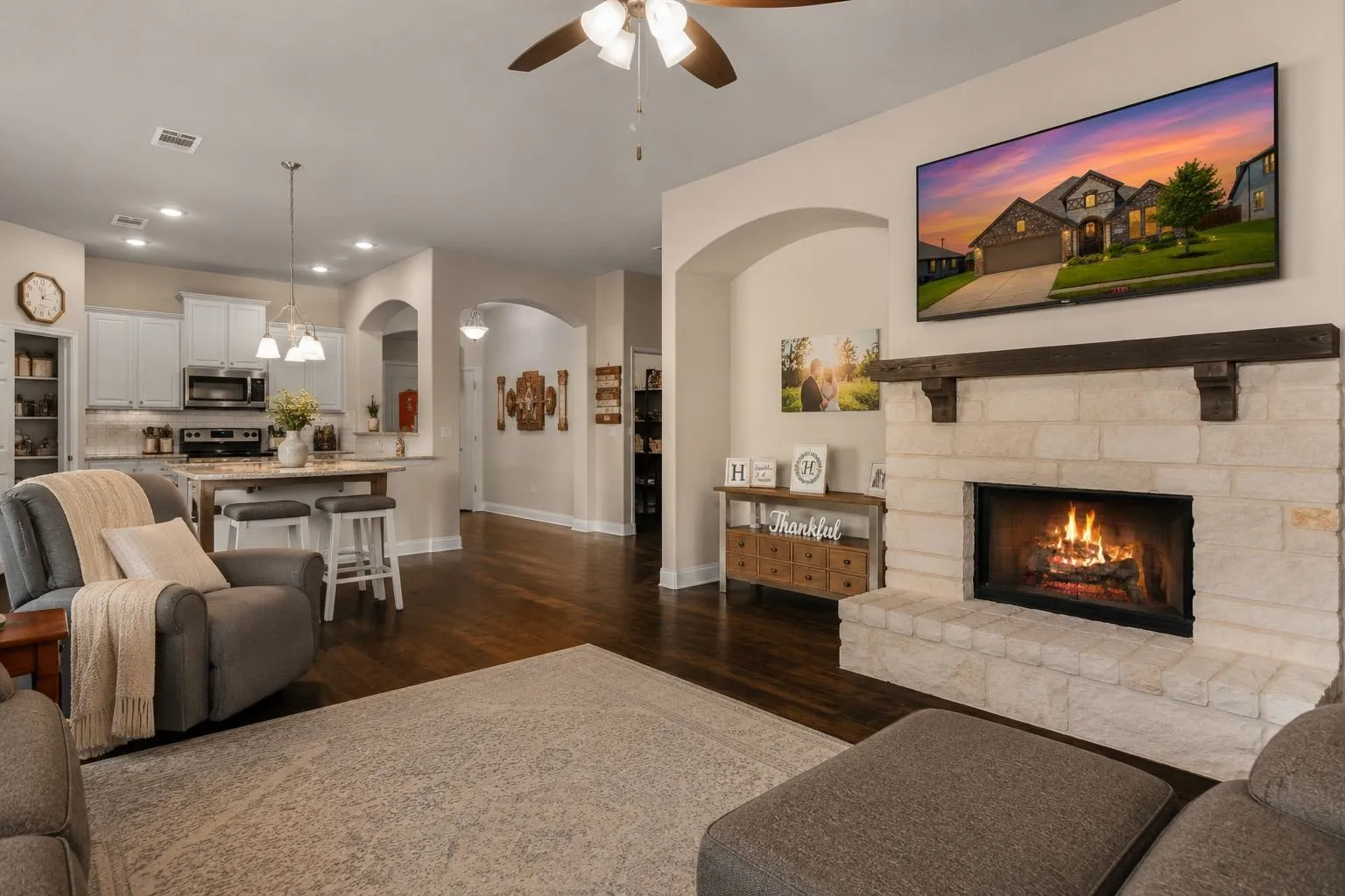 Single Family Residence For Sale in Collin County , 2325 Cambridge Avenue, Anna, Texas 75409, 3 Bedroom, 2 Bathroom, 2 Garage spaces, 1,964 Sqft, built in 2021, mls#21288731, Real Estate Agent in Anna, Homes For Sale in Collin county, Homes For Sale in Anna, Realtor in Anna Texas, Real Estate Brokerage Independent Realty Texas, Luminita Cordes Realtor