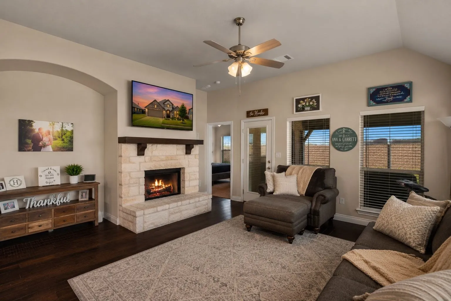Single Family Residence For Sale in Collin County , 2325 Cambridge Avenue, Anna, Texas 75409, 3 Bedroom, 2 Bathroom, 2 Garage spaces, 1,964 Sqft, built in 2021, mls#21288731, Real Estate Agent in Anna, Homes For Sale in Collin county, Homes For Sale in Anna, Realtor in Anna Texas, Real Estate Brokerage Independent Realty Texas, Luminita Cordes Realtor