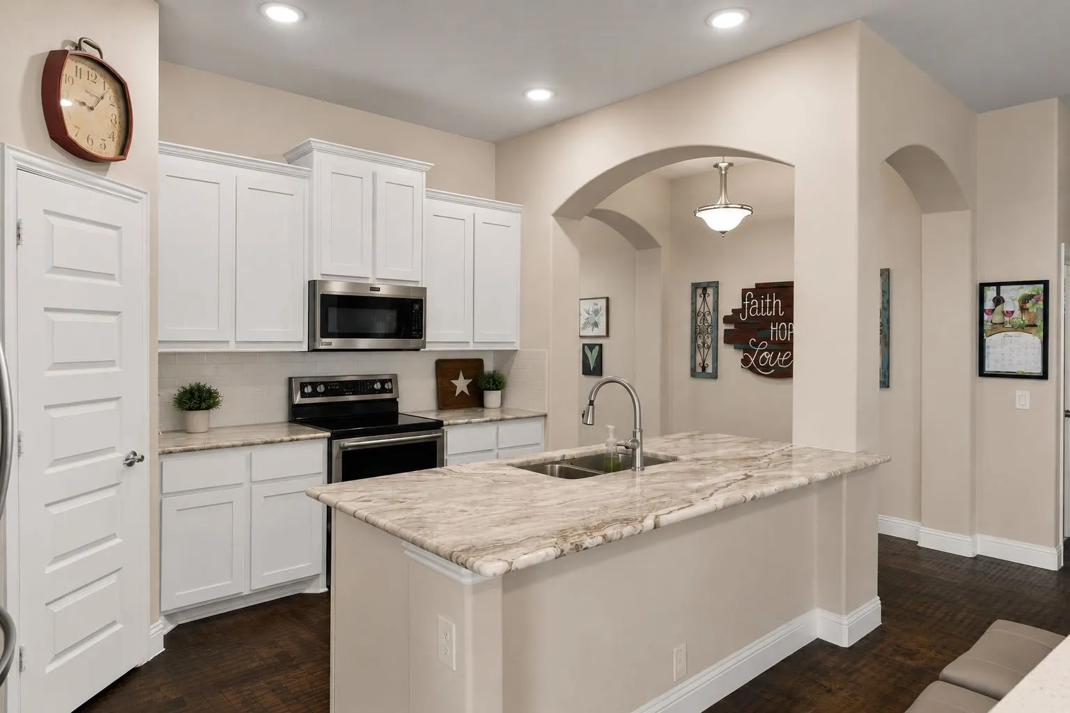 Single Family Residence For Sale in Collin County , 2325 Cambridge Avenue, Anna, Texas 75409, 3 Bedroom, 2 Bathroom, 2 Garage spaces, 1,964 Sqft, built in 2021, mls#21288731, Real Estate Agent in Anna, Homes For Sale in Collin county, Homes For Sale in Anna, Realtor in Anna Texas, Real Estate Brokerage Independent Realty Texas, Luminita Cordes Realtor