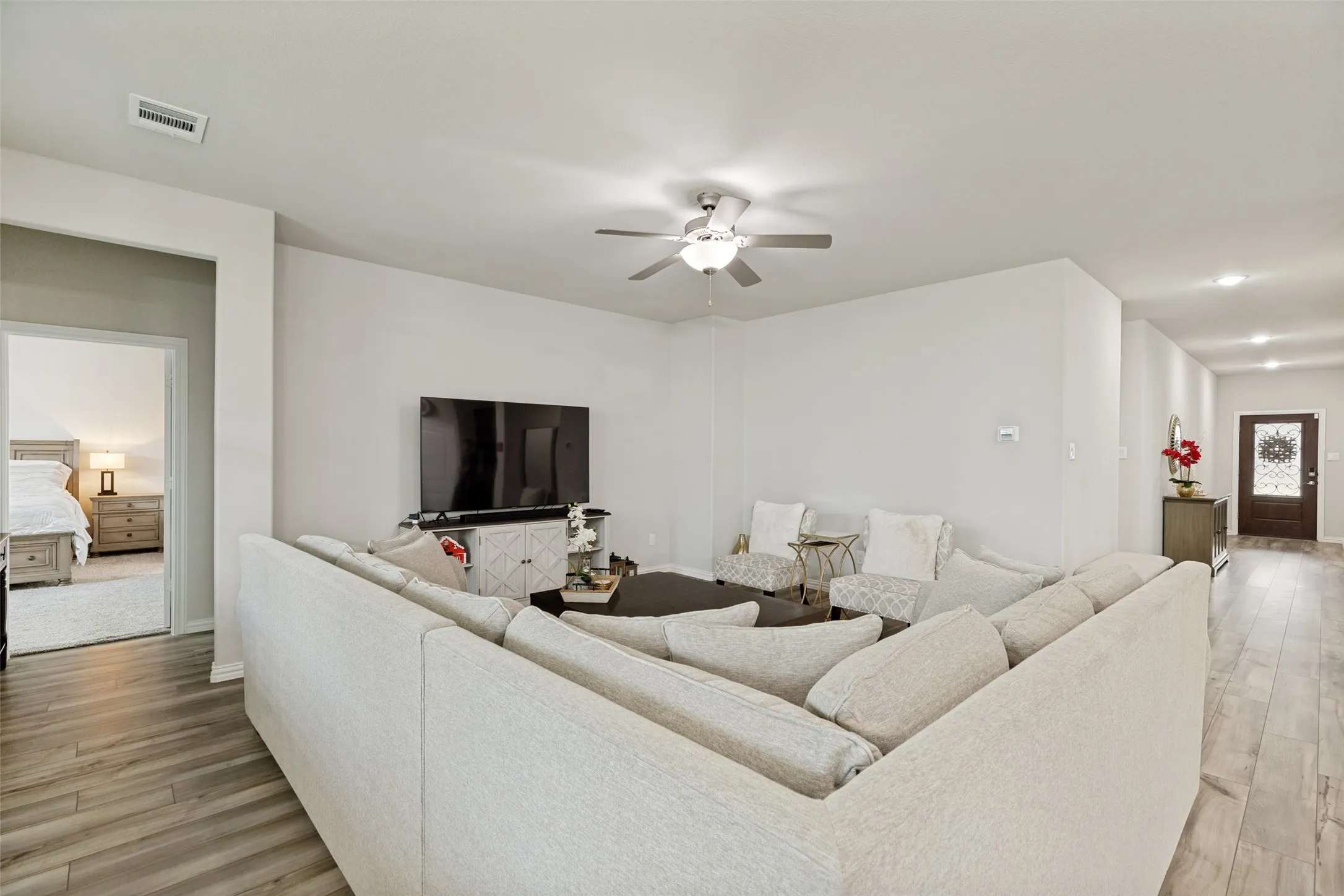 Single Family Residence For Sale in Collin County , 1209 Kirkdale Drive, Melissa, Texas 75454, 4 Bedrooms, 3 Bathrooms, 3 Garage spaces, 2,510 Sqft, built in 2023, Price $514,900, mls#21300481, Real Estate Agent in Melissa, Homes For Sale in Collin county, Homes For Sale in Melissa, Realtor in Melissa Texas, Real Estate Brokerage Independent Realty Texas, Luminita Cordes Realtor