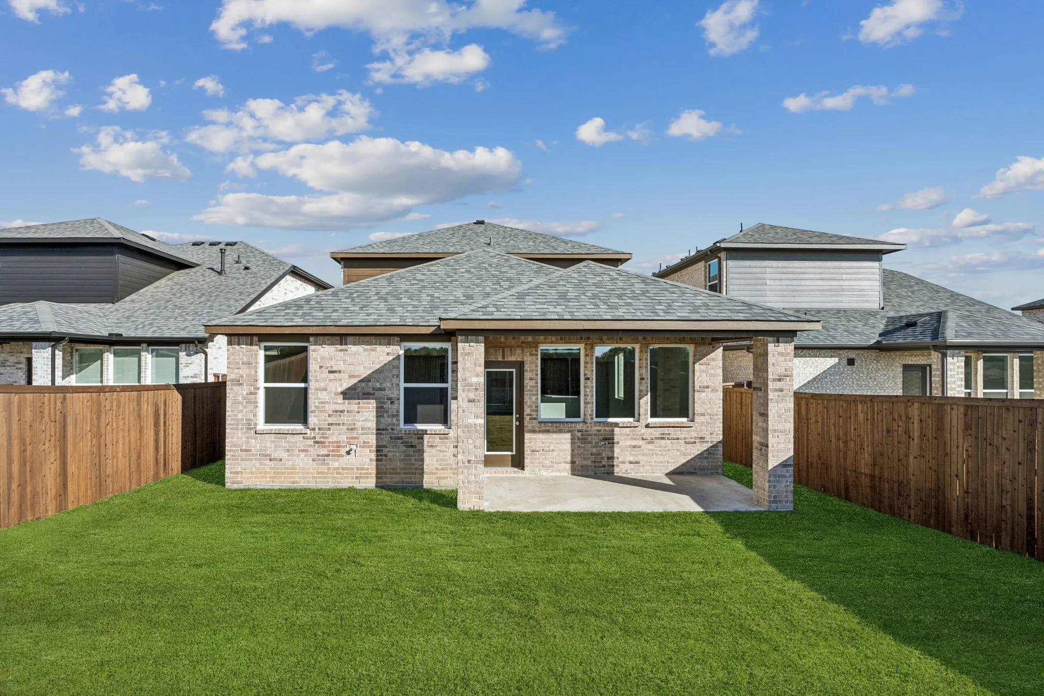 Single Family Residence For Sale in Kaufman County , 425 Magellan Road, Seagoville, Texas 75159, 4 Bedroom, 4 Bathroom, 2 Garage spaces, 2,820 Sqft, built in 2025, mls#21300556, Real Estate Agent in Seagoville, Homes For Sale in Kaufman county, Homes For Sale in Seagoville, Realtor in Seagoville Texas, Real Estate Brokerage Independent Realty Texas, Luminita Cordes Realtor