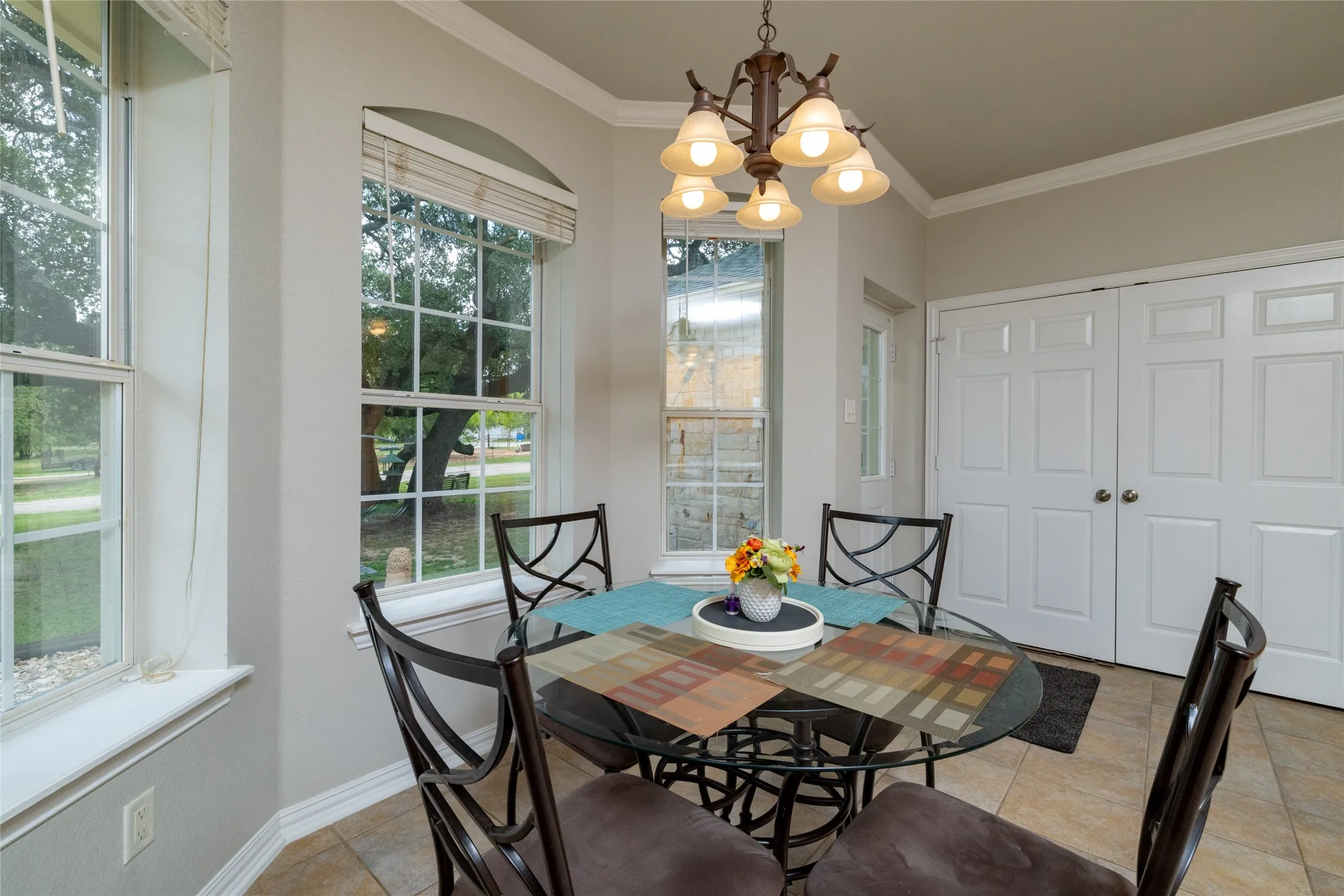 Single Family Residence For Sale in Wise County , 365 Cimmarron Trail, Runaway Bay, Texas 76426, 3 Bedroom, 2 Bathroom, Garage spaces, 1,733 Sqft, built in 1999, mls#21300448, Real Estate Agent in Runaway Bay, Homes For Sale in Wise county, Homes For Sale in Runaway Bay, Realtor in Runaway Bay Texas, Real Estate Brokerage Independent Realty Texas, Luminita Cordes Realtor