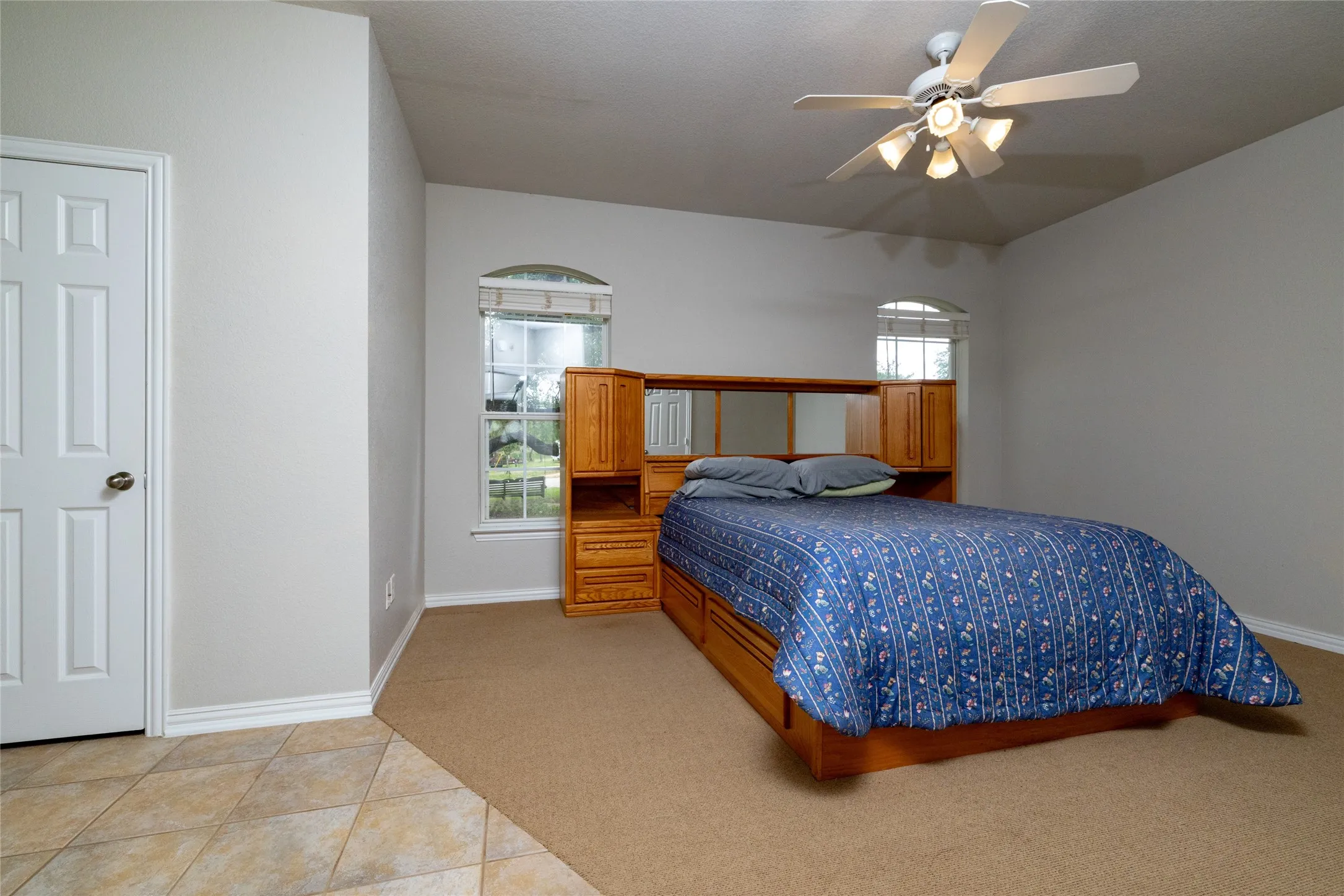 Single Family Residence For Sale in Wise County , 365 Cimmarron Trail, Runaway Bay, Texas 76426, 3 Bedroom, 2 Bathroom, Garage spaces, 1,733 Sqft, built in 1999, mls#21300448, Real Estate Agent in Runaway Bay, Homes For Sale in Wise county, Homes For Sale in Runaway Bay, Realtor in Runaway Bay Texas, Real Estate Brokerage Independent Realty Texas, Luminita Cordes Realtor