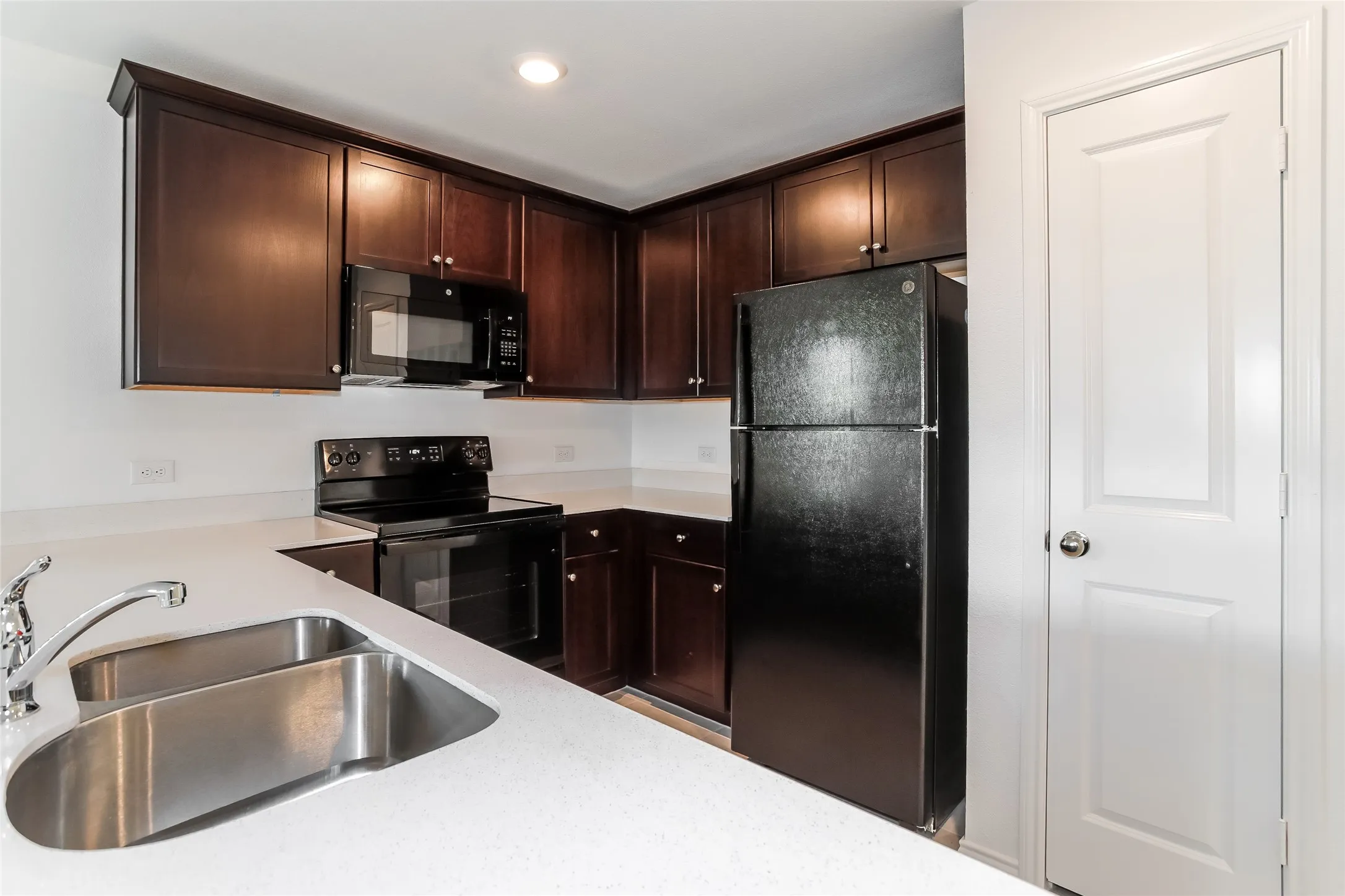 Single Family Residence For Rent in Collin County , 5720 Rockrose Lane, Princeton, Texas 75407, 4 Bedroom, 3 Bathroom, 1 Garage spaces, 1,500 Sqft, built in 2022, mls#21300568, Real Estate Agent in Princeton, Homes For Rent in Collin county, Homes For Rent in Princeton, Realtor in Princeton Texas, Real Estate Brokerage Independent Realty Texas, Luminita Cordes Realtor