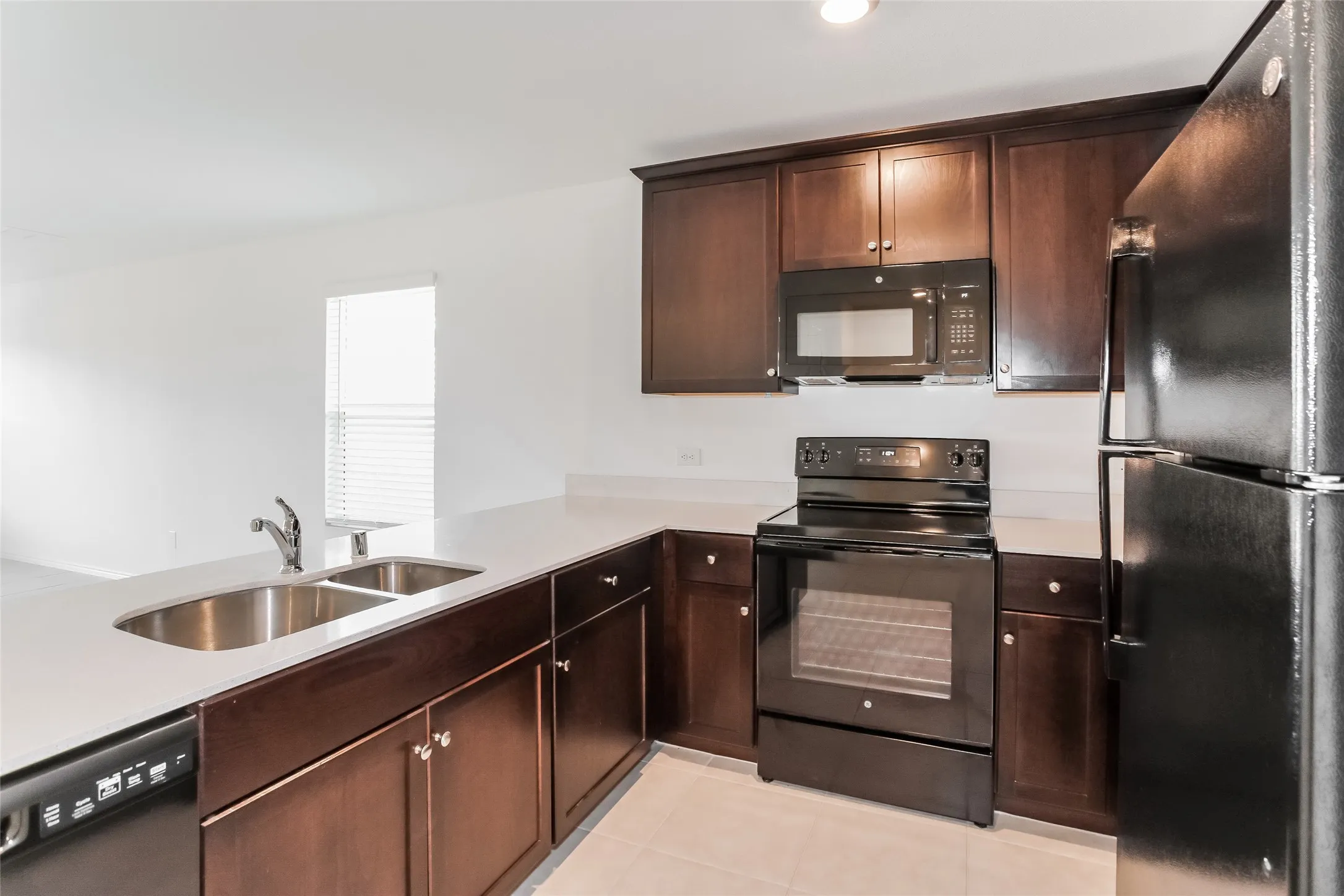 Single Family Residence For Rent in Collin County , 5720 Rockrose Lane, Princeton, Texas 75407, 4 Bedroom, 3 Bathroom, 1 Garage spaces, 1,500 Sqft, built in 2022, mls#21300568, Real Estate Agent in Princeton, Homes For Rent in Collin county, Homes For Rent in Princeton, Realtor in Princeton Texas, Real Estate Brokerage Independent Realty Texas, Luminita Cordes Realtor