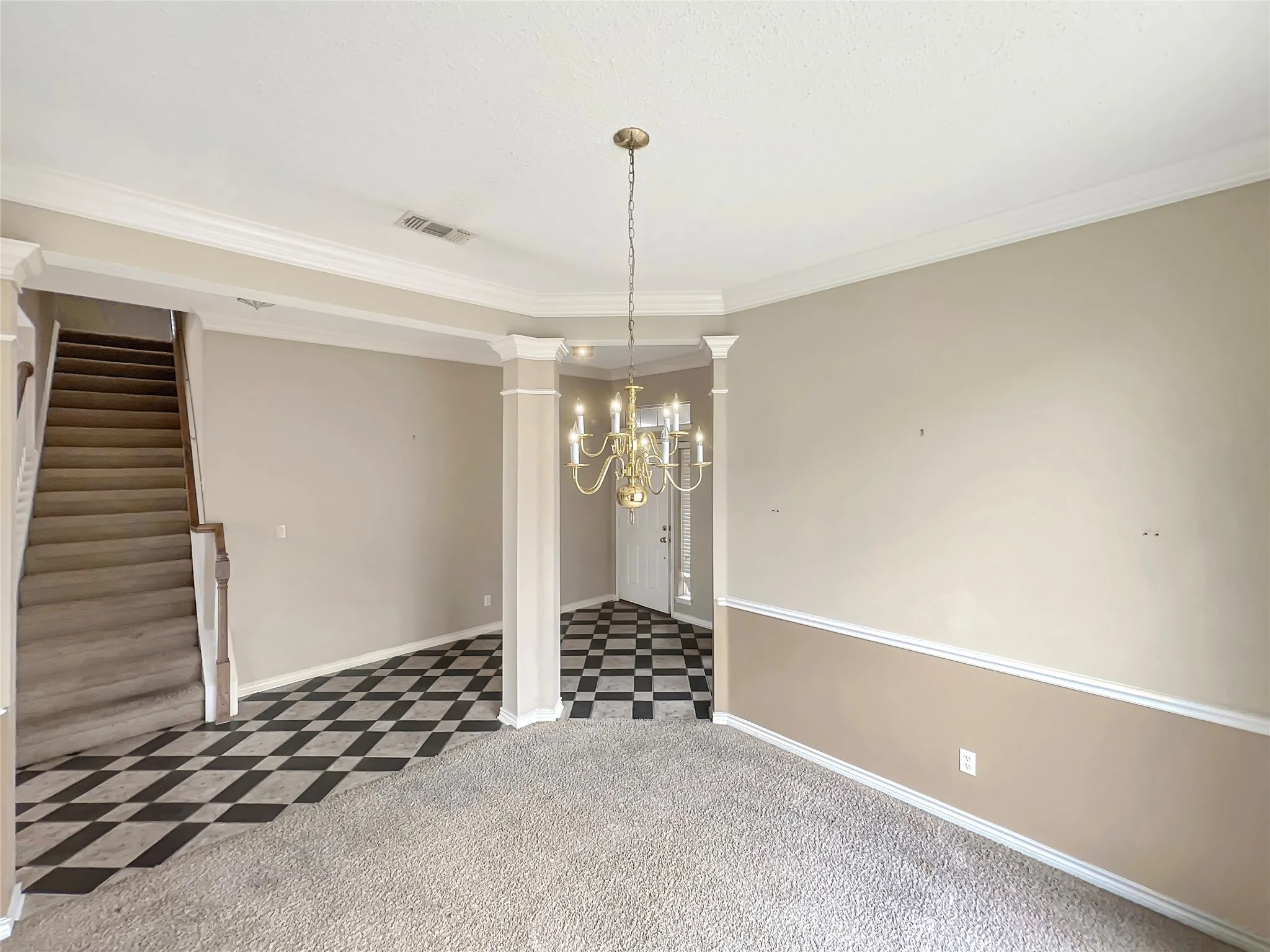 Single Family Residence For Sale in Tarrant County , 2403 Chenille Way, Mansfield, Texas 76063, 3 Bedroom, 3 Bathroom, 2 Garage spaces, 2,993 Sqft, built in 2000, mls#21299048, Real Estate Agent in Mansfield, Homes For Sale in Tarrant county, Homes For Sale in Mansfield, Realtor in Mansfield Texas, Real Estate Brokerage Independent Realty Texas, Luminita Cordes Realtor