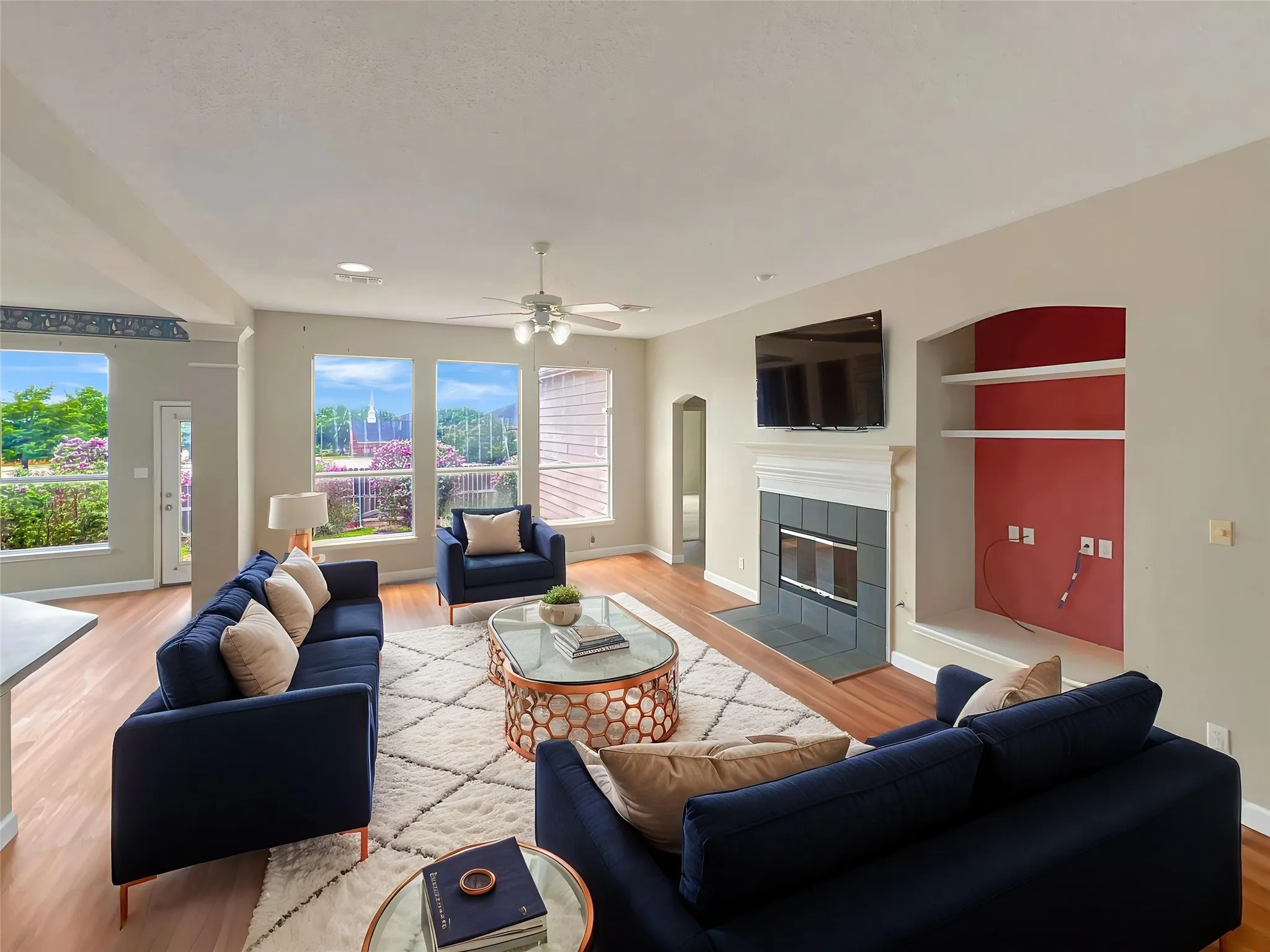 Virtually staged - Living room