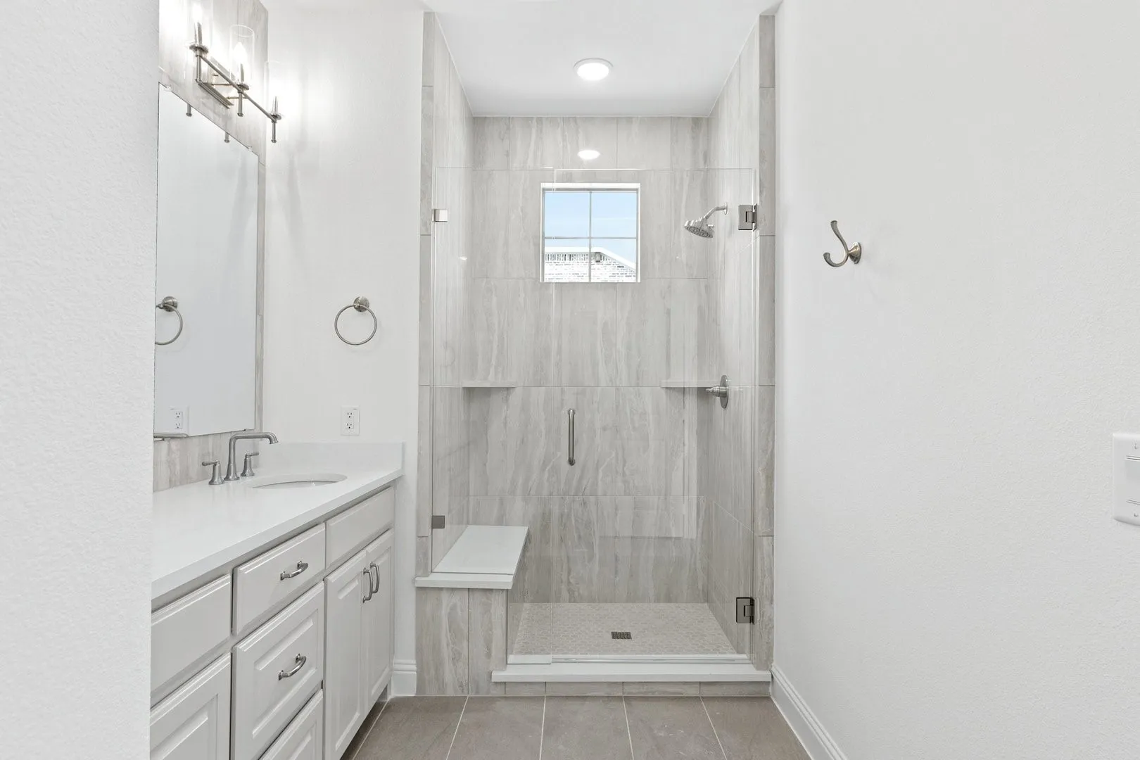022-2880Enfield-TheColony-TX-75056-PrimaryBathroom.jpg-SMALL