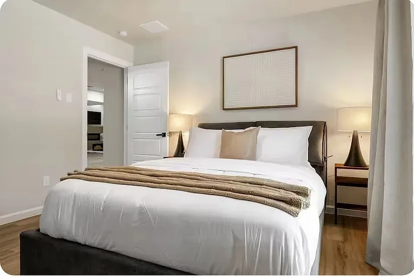 Single Family Residence For Rent in Dallas County , 9690 Fallbrook Drive, Dallas, Texas 75243, 5 Bedroom, 4 Bathroom, 2 Garage spaces, 3,913 Sqft, built in 1974, mls#21300454, Real Estate Agent in Dallas, Homes For Rent in Dallas county, Homes For Rent in Dallas, Realtor in Dallas Texas, Real Estate Brokerage Independent Realty Texas, Luminita Cordes Realtor
