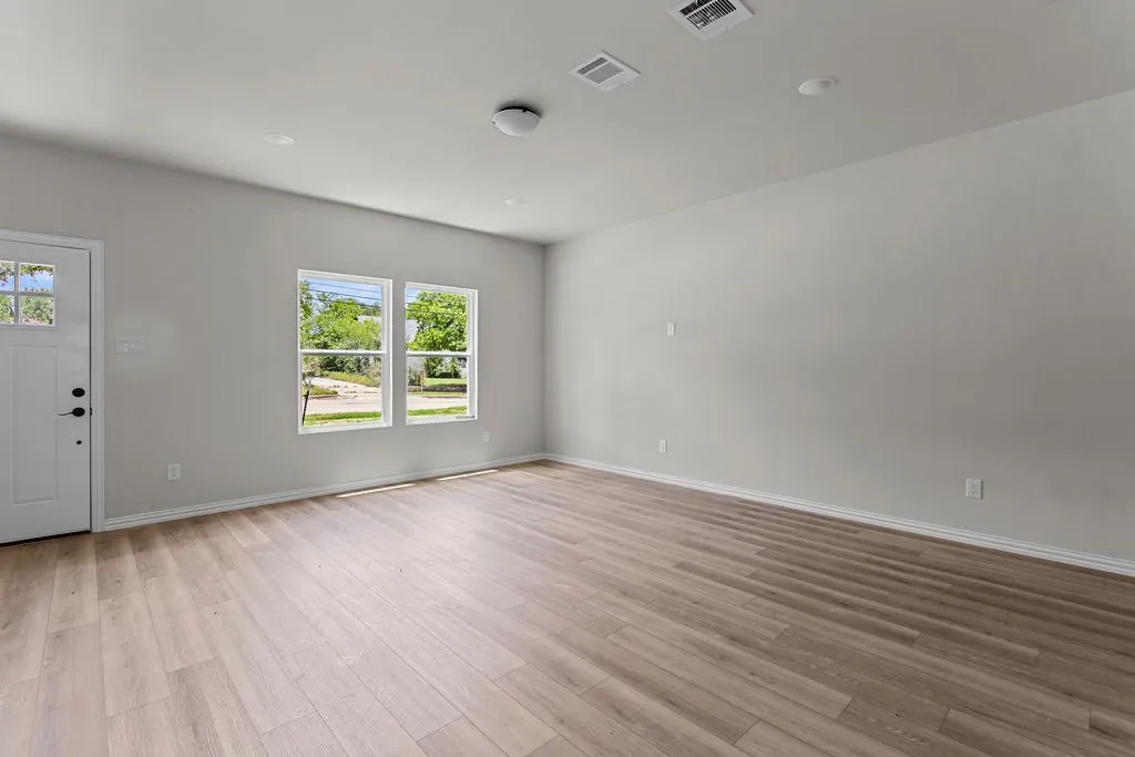 Duplex For Sale in Tarrant County , 3125 N Lumber Street, Fort Worth, Texas 76112, 6 Bedroom, 6 Bathroom, Garage spaces, 0 Sqft, built in 2025, mls#21300591, Real Estate Agent in Fort Worth, Homes For Sale in Tarrant county, Homes For Sale in Fort Worth, Realtor in Fort Worth Texas, Real Estate Brokerage Independent Realty Texas, Luminita Cordes Realtor