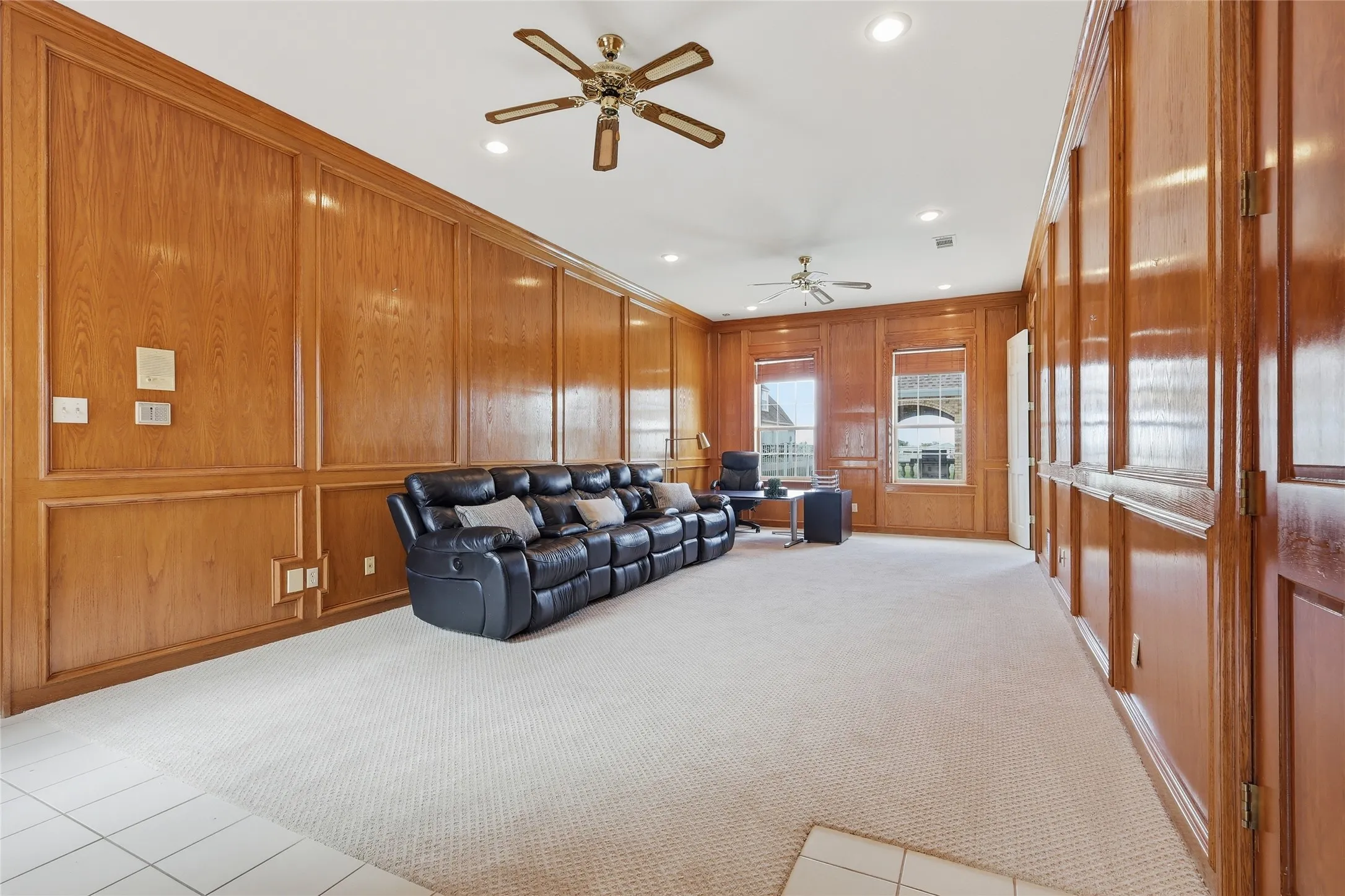 Single Family Residence For Sale in Rockwall County , 2251 English Road, Rockwall, Texas 75032, 5 Bedroom, 5 Bathroom, 3 Garage spaces, 5,562 Sqft, built in 1989, mls#21297119, Real Estate Agent in Rockwall, Homes For Sale in Rockwall county, Homes For Sale in Rockwall, Realtor in Rockwall Texas, Real Estate Brokerage Independent Realty Texas, Luminita Cordes Realtor