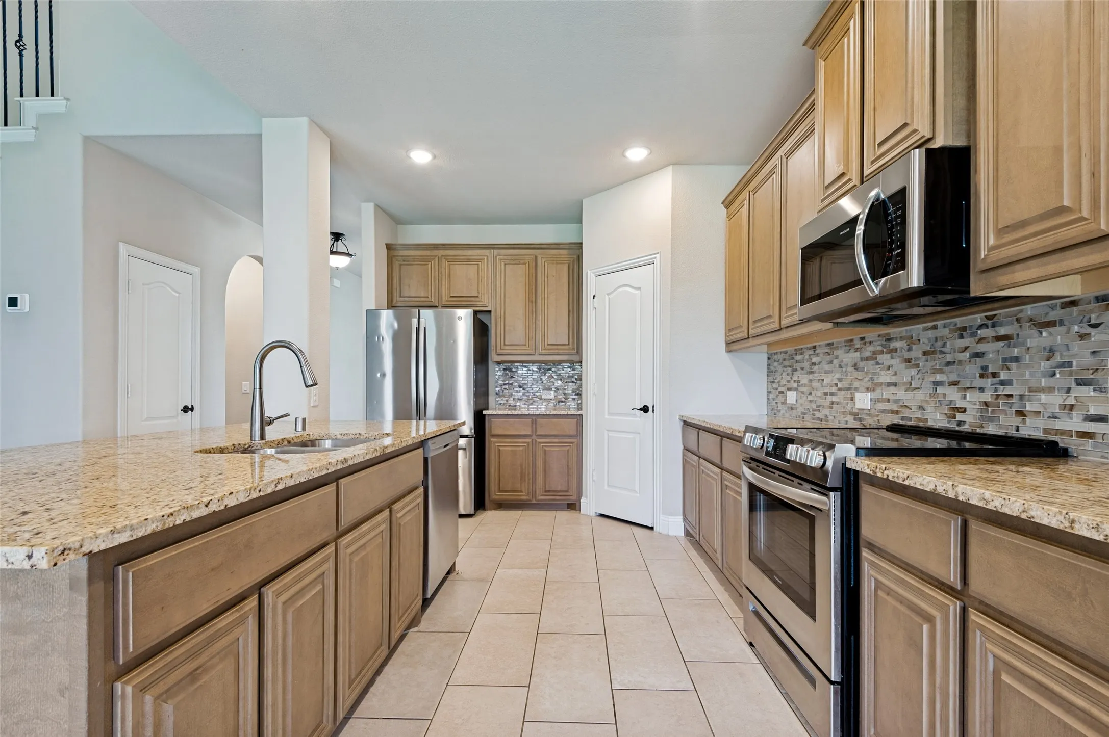 Single Family Residence For Rent in Kaufman County , 4005 Three Forks Road, Kaufman, Texas 75142, 4 Bedroom, 3 Bathroom, 2 Garage spaces, 3,375 Sqft, built in 2022, mls#21300624, Real Estate Agent in Kaufman, Homes For Rent in Kaufman county, Homes For Rent in Kaufman, Realtor in Kaufman Texas, Real Estate Brokerage Independent Realty Texas, Luminita Cordes Realtor