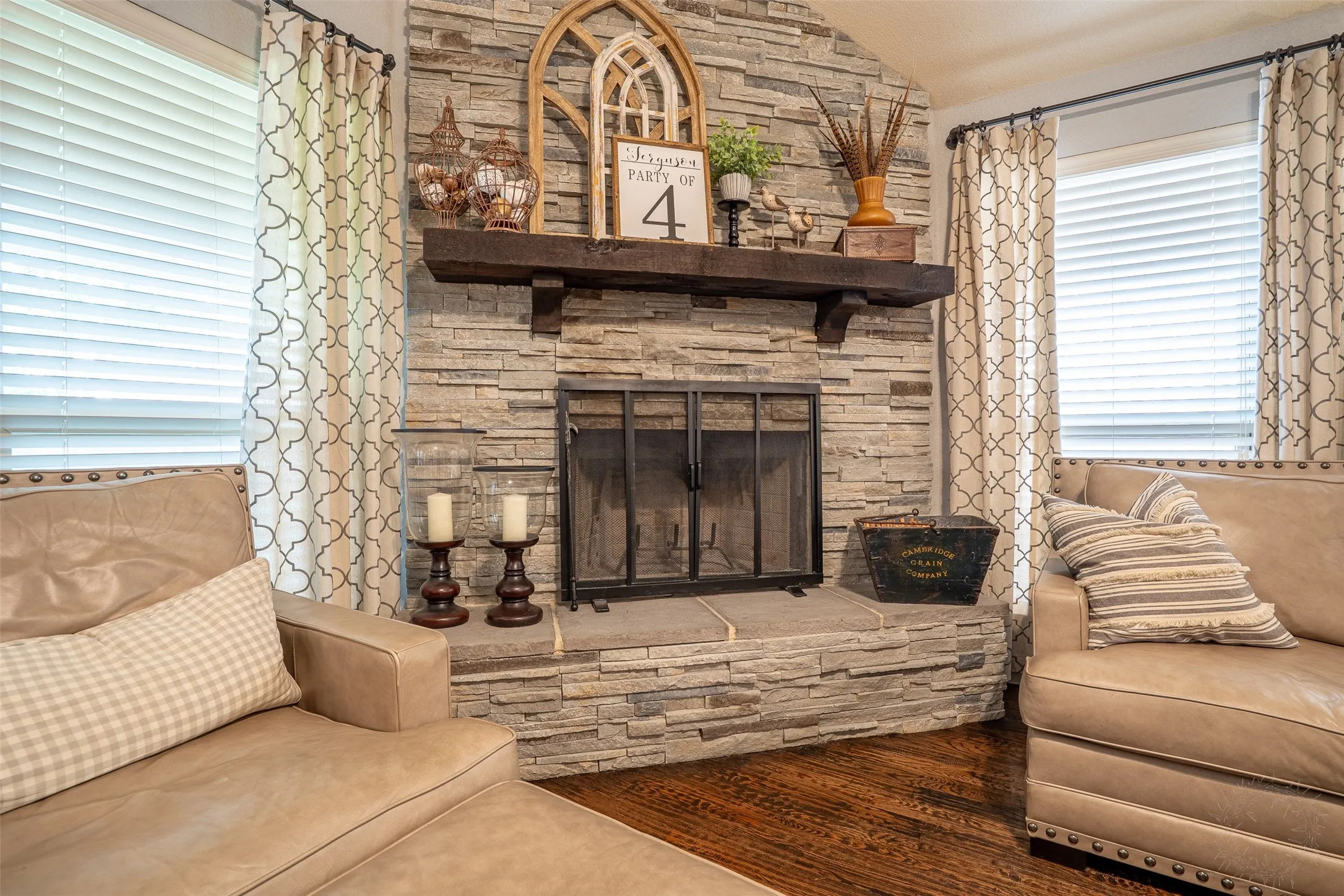 Single Family Residence For Sale in Tarrant County , 617 Fox Creek Trail, Fort Worth, Texas 76131, 4 Bedroom, 3 Bathroom, 2 Garage spaces, 2,550 Sqft, built in 2018, mls#21299891, Real Estate Agent in Fort Worth, Homes For Sale in Tarrant county, Homes For Sale in Fort Worth, Realtor in Fort Worth Texas, Real Estate Brokerage Independent Realty Texas, Luminita Cordes Realtor
