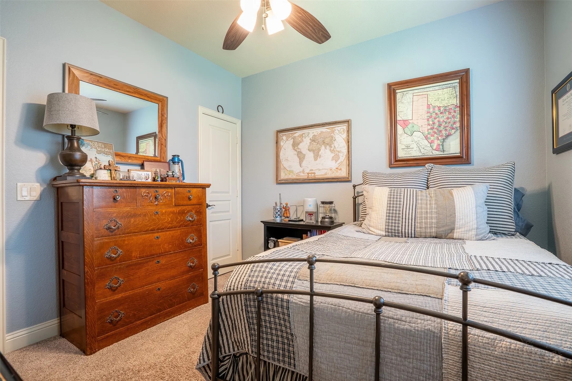 Single Family Residence For Sale in Tarrant County , 617 Fox Creek Trail, Fort Worth, Texas 76131, 4 Bedroom, 3 Bathroom, 2 Garage spaces, 2,550 Sqft, built in 2018, mls#21299891, Real Estate Agent in Fort Worth, Homes For Sale in Tarrant county, Homes For Sale in Fort Worth, Realtor in Fort Worth Texas, Real Estate Brokerage Independent Realty Texas, Luminita Cordes Realtor