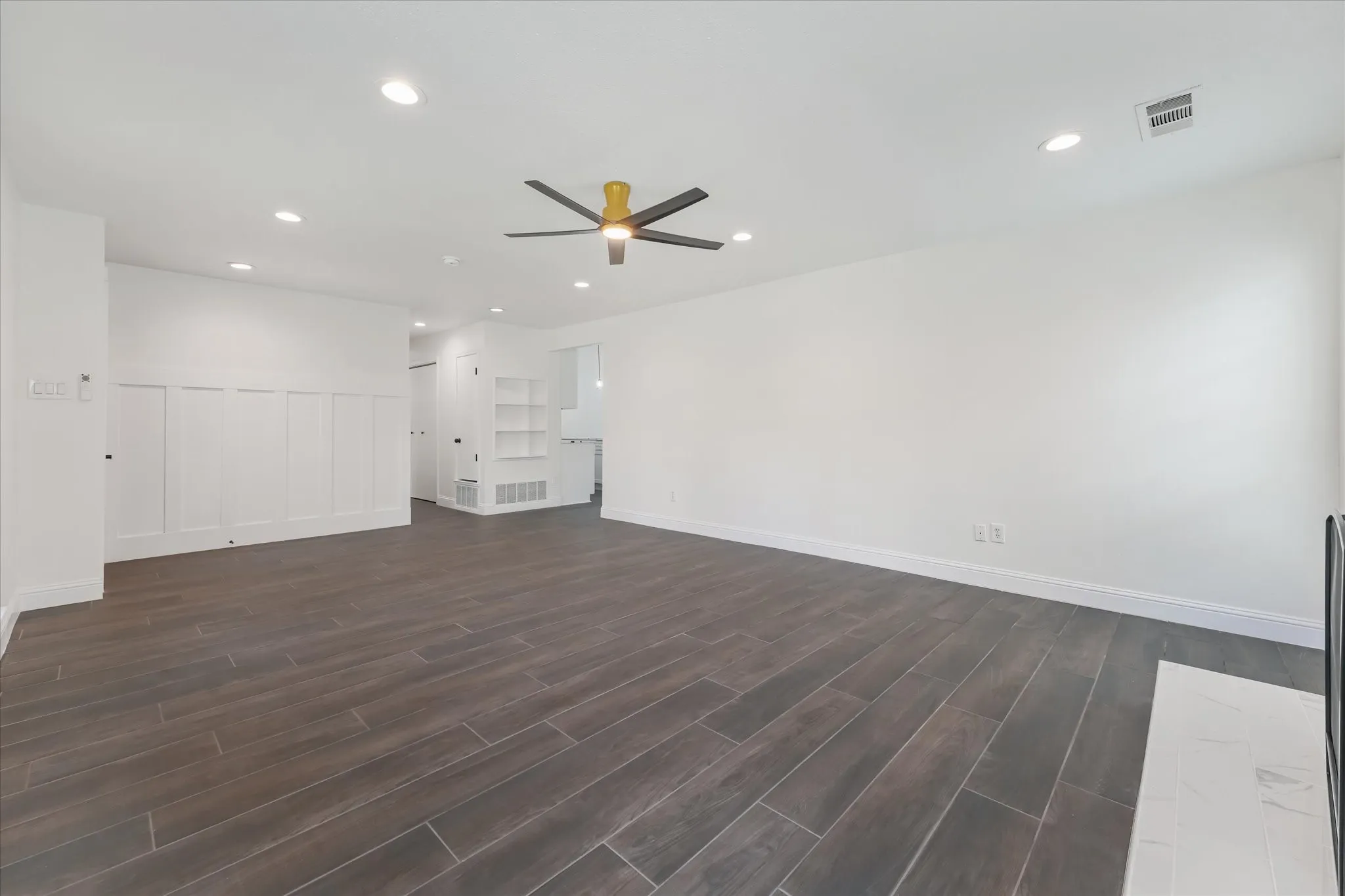 Single Family Residence For Sale in Collin County , 3705 Glover Drive, Plano, Texas 75074, 3 Bedroom, 2 Bathroom, 2 Garage spaces, 1,445 Sqft, built in 1984, mls#21300641, Real Estate Agent in Plano, Homes For Sale in Collin county, Homes For Sale in Plano, Realtor in Plano Texas, Real Estate Brokerage Independent Realty Texas, Luminita Cordes Realtor