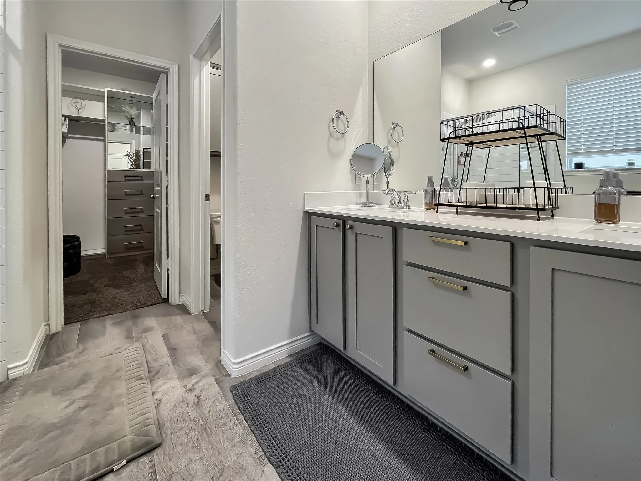 Single Family Residence For Rent in Denton County , 11229 Yellow Rose Way, Aubrey, Texas 76227, 3 Bedrooms, 2 Bathrooms, 2 Garage spaces, 1,791 Sqft, built in 2022, Price $5,400, mls#21272011, Real Estate Agent in Aubrey, Homes For Rent in Denton county, Homes For Rent in Aubrey, Realtor in Aubrey Texas, Real Estate Brokerage Independent Realty Texas, Luminita Cordes Realtor