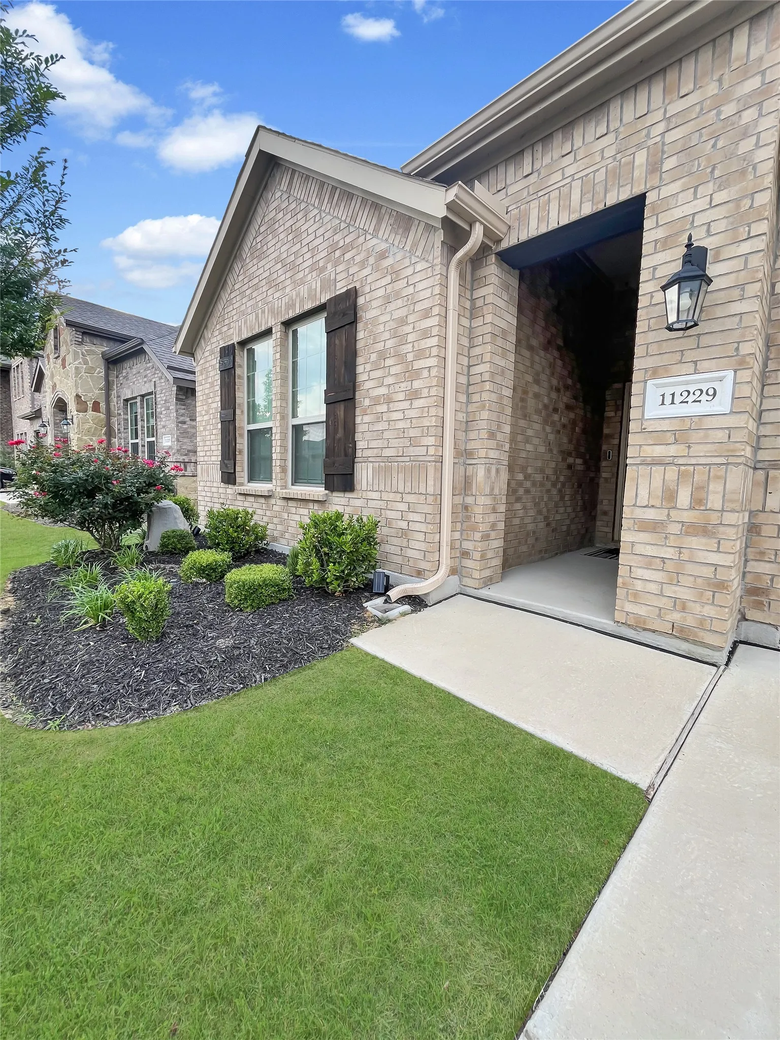 Single Family Residence For Rent in Denton County , 11229 Yellow Rose Way, Aubrey, Texas 76227, 3 Bedrooms, 2 Bathrooms, 2 Garage spaces, 1,791 Sqft, built in 2022, Price $5,400, mls#21272011, Real Estate Agent in Aubrey, Homes For Rent in Denton county, Homes For Rent in Aubrey, Realtor in Aubrey Texas, Real Estate Brokerage Independent Realty Texas, Luminita Cordes Realtor