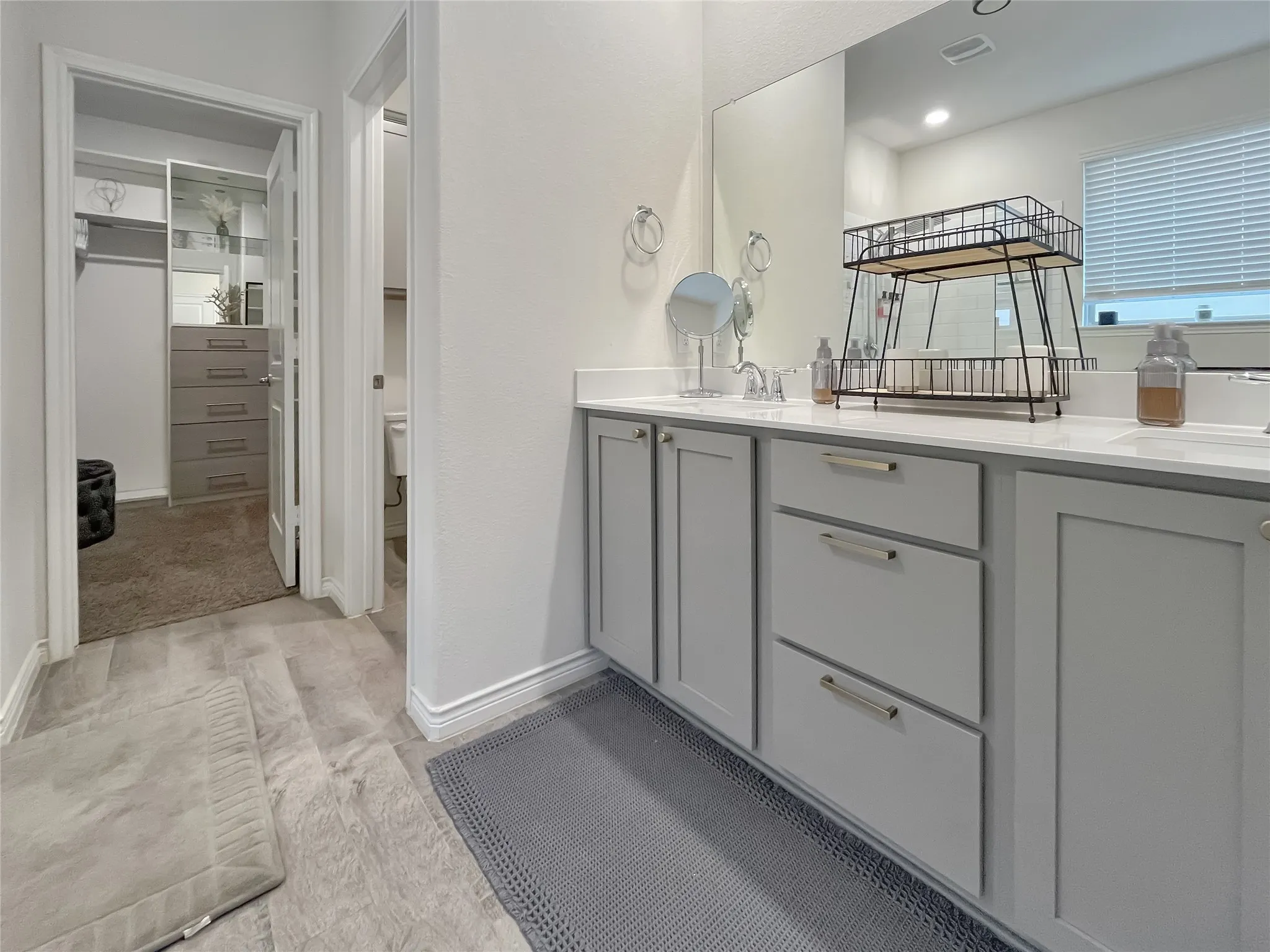 Single Family Residence For Rent in Denton County , 11229 Yellow Rose Way, Aubrey, Texas 76227, 3 Bedrooms, 2 Bathrooms, 2 Garage spaces, 1,791 Sqft, built in 2022, Price $5,400, mls#21272011, Real Estate Agent in Aubrey, Homes For Rent in Denton county, Homes For Rent in Aubrey, Realtor in Aubrey Texas, Real Estate Brokerage Independent Realty Texas, Luminita Cordes Realtor