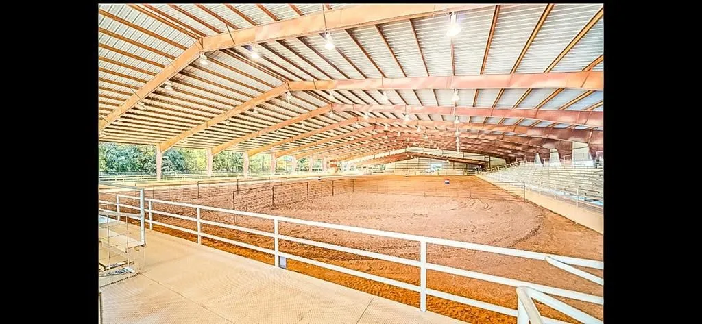 Ranch For Sale in Van Zandt County , 32041 HWY 64 Highway, Wills Point, Texas 75169, 0, 0, Garage spaces, 0 Sqft, built in 0, mls#21300683, Real Estate Agent in Wills Point, Homes For Sale in Van Zandt county, Homes For Sale in Wills Point, Realtor in Wills Point Texas, Real Estate Brokerage Independent Realty Texas, Luminita Cordes Realtor