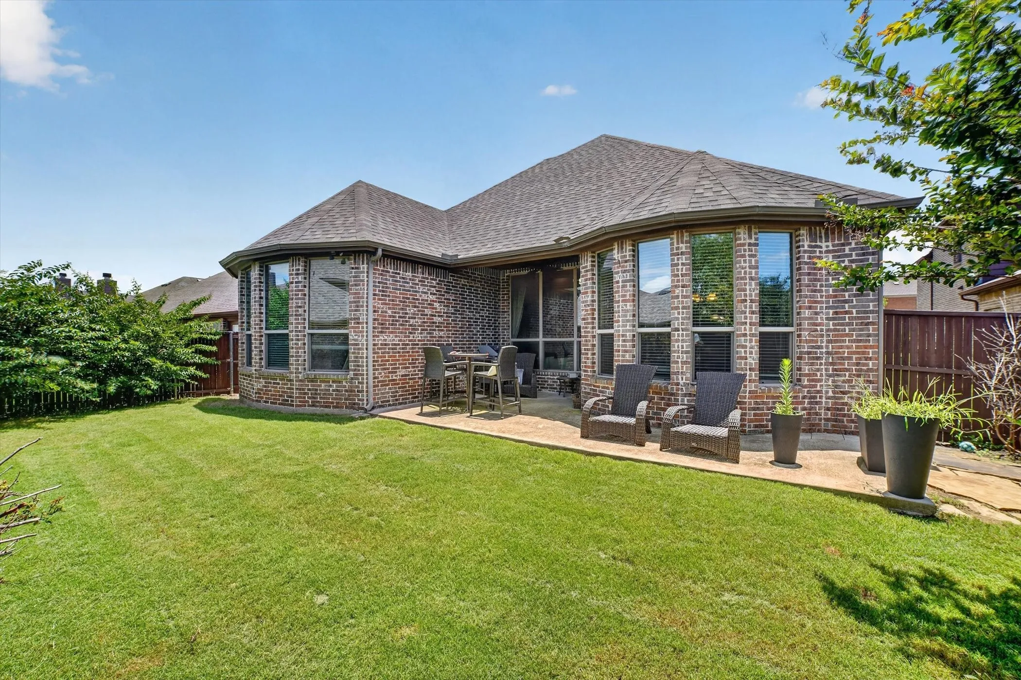 Single Family Residence For Sale in Rockwall County , 172 Buffington Avenue, Fate, Texas 75189, 3 Bedroom, 2 Bathroom, 2 Garage spaces, 1,844 Sqft, built in 2012, mls#21298285, Real Estate Agent in Fate, Homes For Sale in Rockwall county, Homes For Sale in Fate, Realtor in Fate Texas, Real Estate Brokerage Independent Realty Texas, Luminita Cordes Realtor