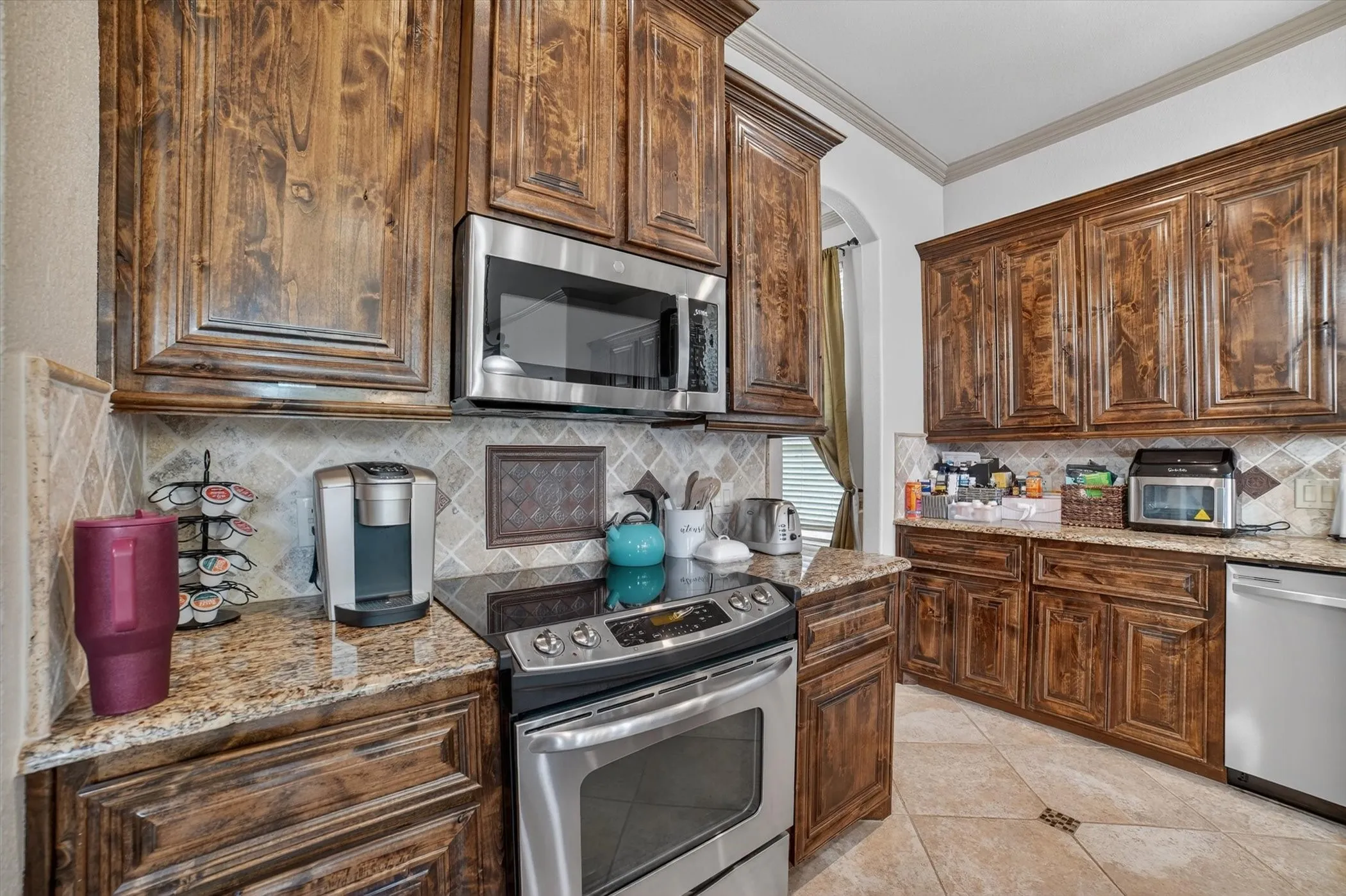 Single Family Residence For Sale in Rockwall County , 172 Buffington Avenue, Fate, Texas 75189, 3 Bedroom, 2 Bathroom, 2 Garage spaces, 1,844 Sqft, built in 2012, mls#21298285, Real Estate Agent in Fate, Homes For Sale in Rockwall county, Homes For Sale in Fate, Realtor in Fate Texas, Real Estate Brokerage Independent Realty Texas, Luminita Cordes Realtor