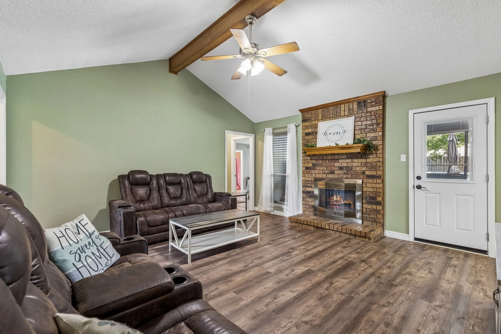 Single Family Residence For Sale in Tarrant County , 6417 Loma Vista Drive, Watauga, Texas 76148, 3 Bedroom, 2 Bathroom, 2 Garage spaces, 1,430 Sqft, built in 1984, mls#21300047, Real Estate Agent in Watauga, Homes For Sale in Tarrant county, Homes For Sale in Watauga, Realtor in Watauga Texas, Real Estate Brokerage Independent Realty Texas, Luminita Cordes Realtor