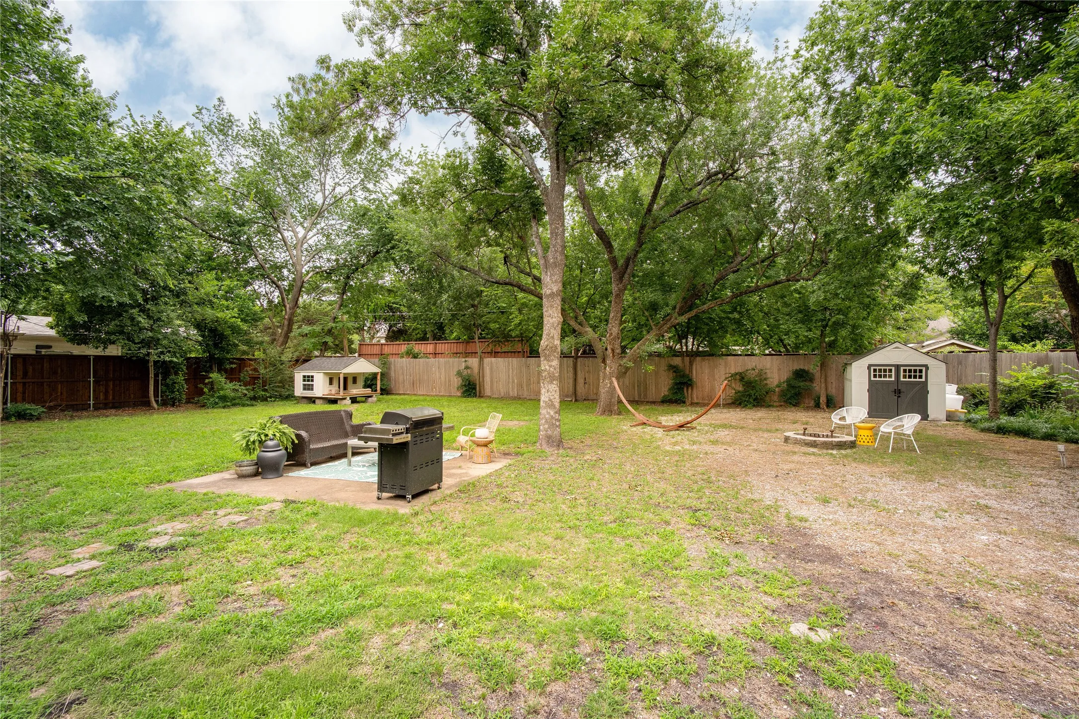 The sky's the limit with this yard!