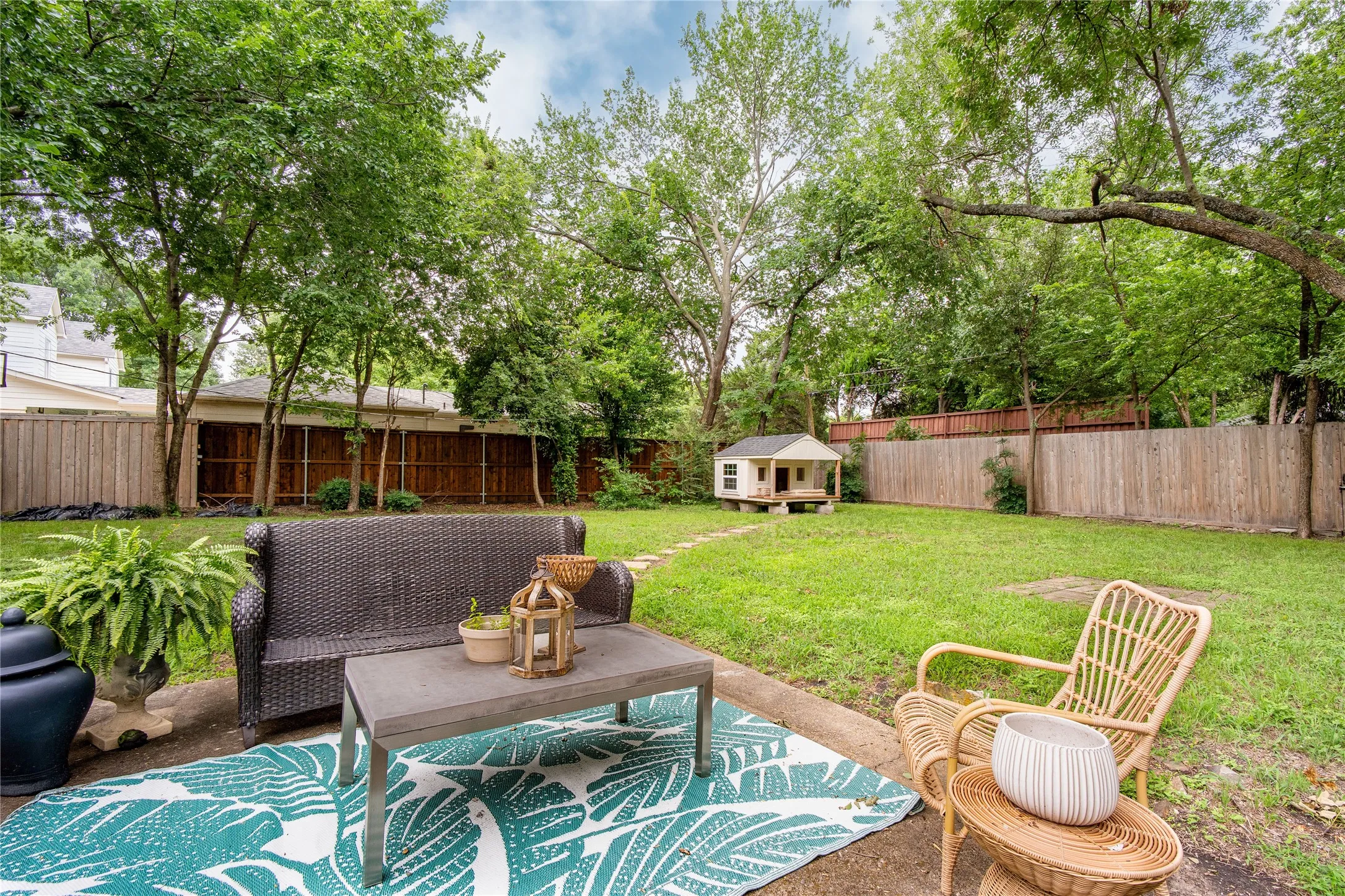 Recent fence and gate