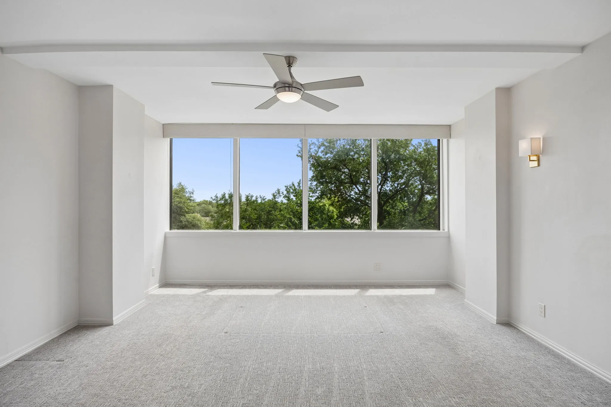 Condominium For Sale in Dallas County , 5200 Keller Springs Road 422, Dallas, Texas 75248, 2 Bedroom, 2 Bathroom, 1 Garage spaces, 2,006 Sqft, built in 1981, mls#21297697, Real Estate Agent in Dallas, Homes For Sale in Dallas county, Homes For Sale in Dallas, Realtor in Dallas Texas, Real Estate Brokerage Independent Realty Texas, Luminita Cordes Realtor