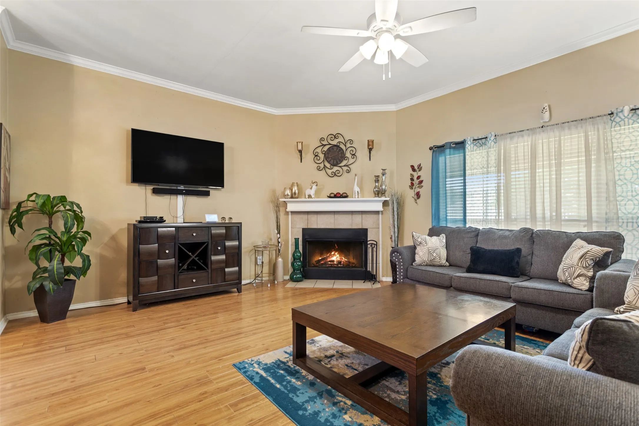 Single Family Residence For Sale in Cherokee County , 265 Crestview Lane, Jacksonville, Texas 75766, 4 Bedroom, 2 Bathroom, 2 Garage spaces, 1,785 Sqft, built in 2002, mls#21300665, Real Estate Agent in Jacksonville, Homes For Sale in Cherokee county, Homes For Sale in Jacksonville, Realtor in Jacksonville Texas, Real Estate Brokerage Independent Realty Texas, Luminita Cordes Realtor
