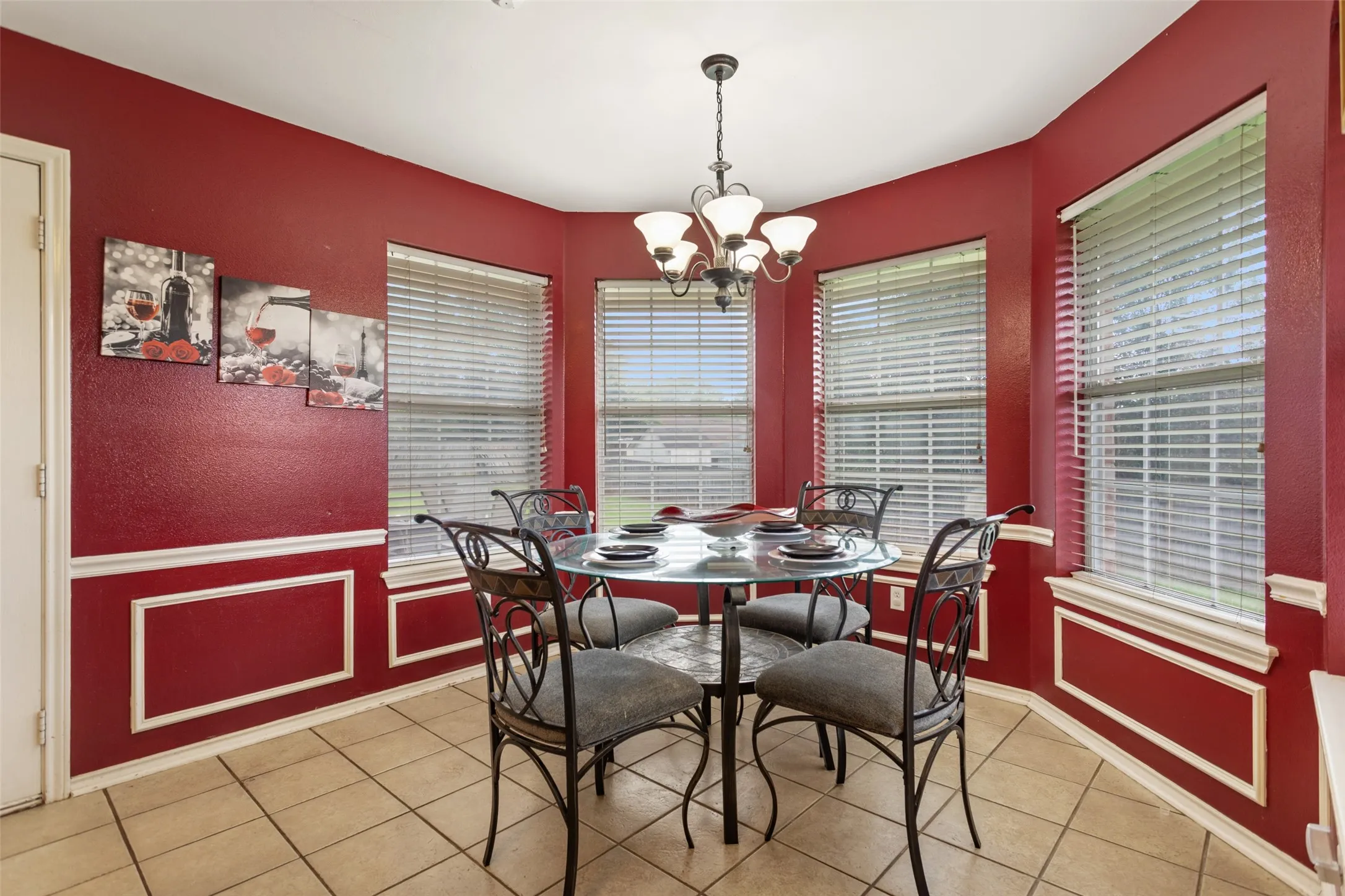 Single Family Residence For Sale in Cherokee County , 265 Crestview Lane, Jacksonville, Texas 75766, 4 Bedroom, 2 Bathroom, 2 Garage spaces, 1,785 Sqft, built in 2002, mls#21300665, Real Estate Agent in Jacksonville, Homes For Sale in Cherokee county, Homes For Sale in Jacksonville, Realtor in Jacksonville Texas, Real Estate Brokerage Independent Realty Texas, Luminita Cordes Realtor