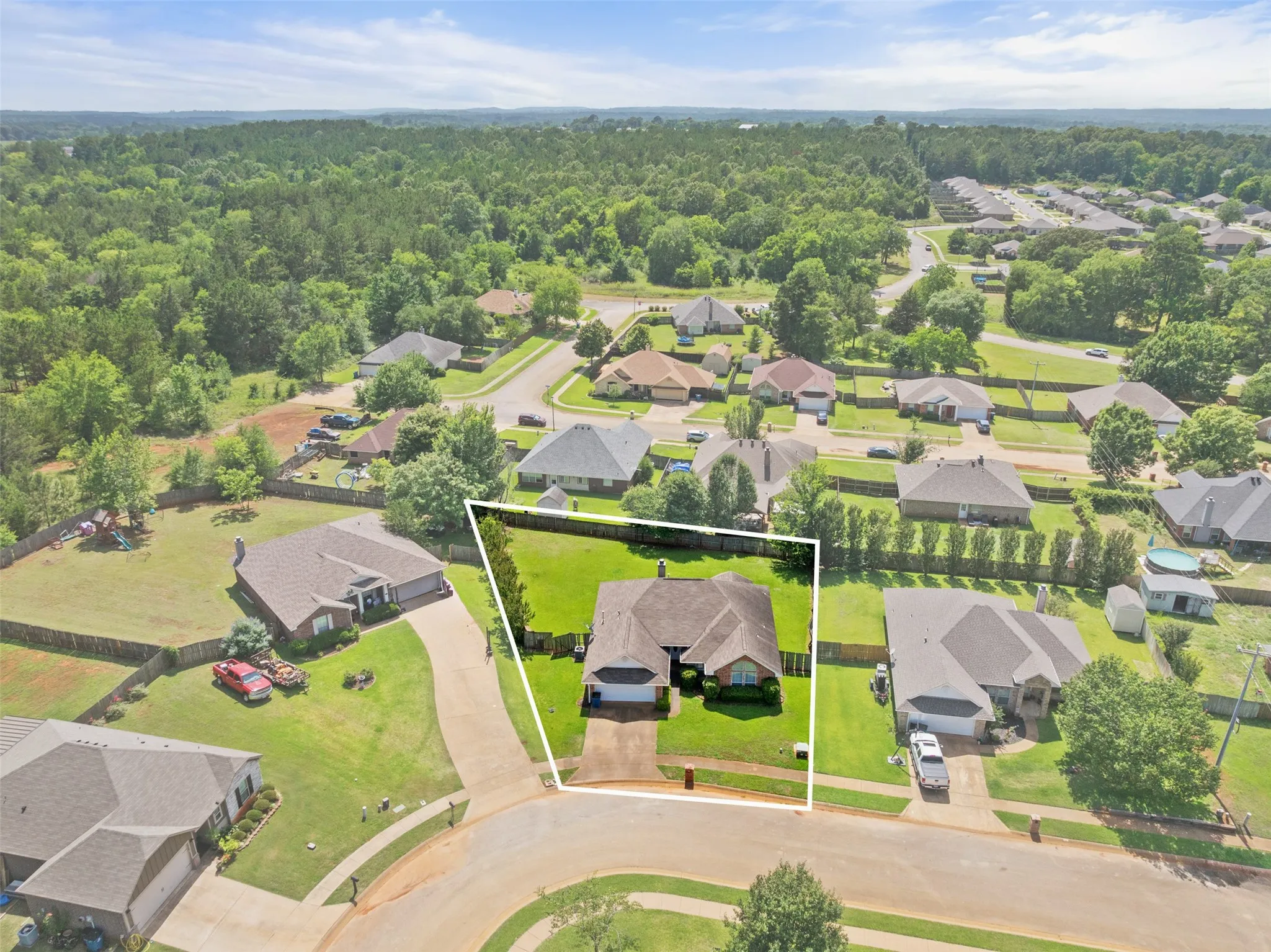 Single Family Residence For Sale in Cherokee County , 265 Crestview Lane, Jacksonville, Texas 75766, 4 Bedroom, 2 Bathroom, 2 Garage spaces, 1,785 Sqft, built in 2002, mls#21300665, Real Estate Agent in Jacksonville, Homes For Sale in Cherokee county, Homes For Sale in Jacksonville, Realtor in Jacksonville Texas, Real Estate Brokerage Independent Realty Texas, Luminita Cordes Realtor