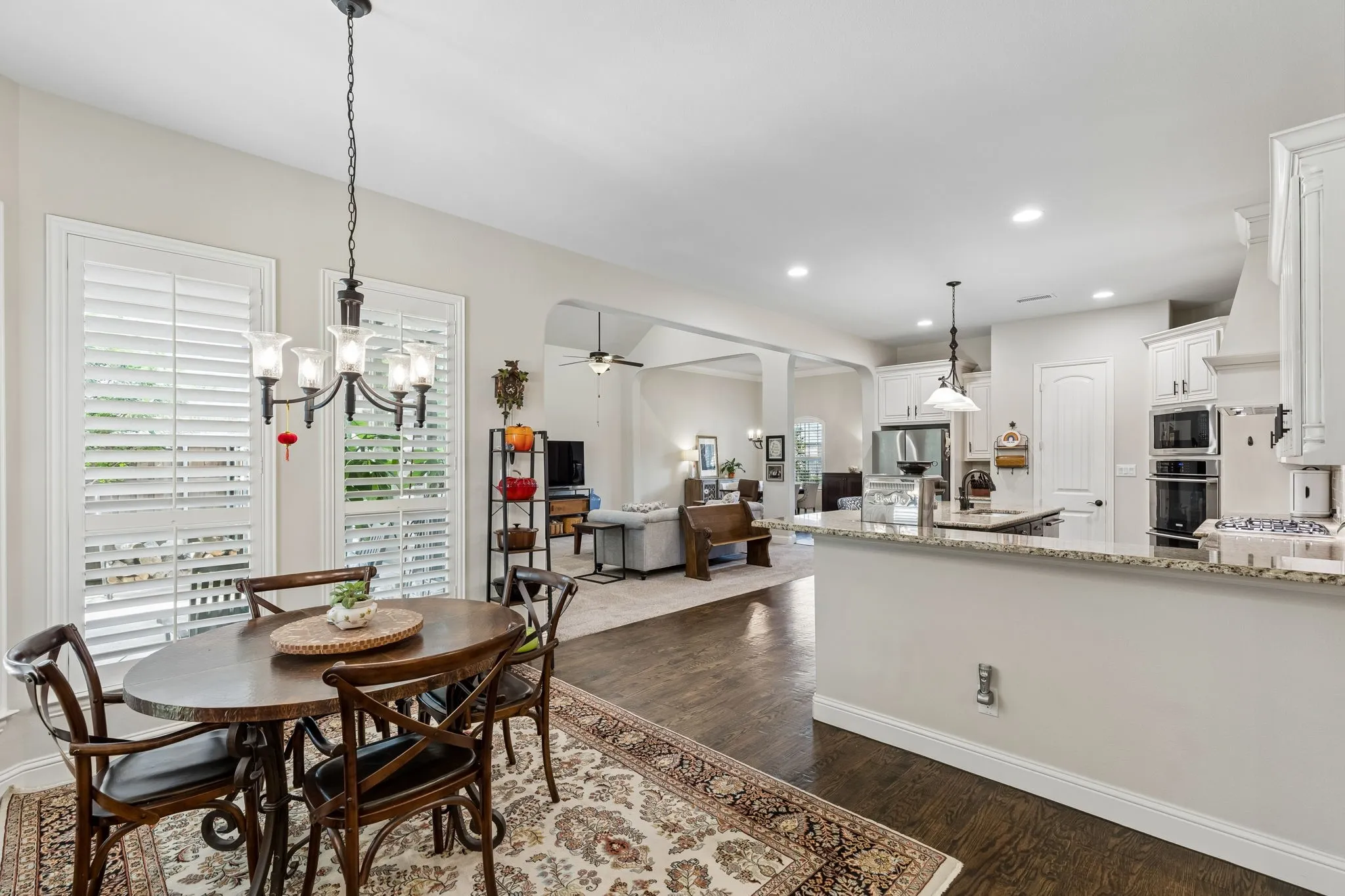 Single Family Residence For Sale in Collin County , 618 Forest Hill Drive, Murphy, Texas 75094, 5 Bedroom, 5 Bathroom, 3 Garage spaces, 4,711 Sqft, built in 2013, mls#21265067, Real Estate Agent in Murphy, Homes For Sale in Collin county, Homes For Sale in Murphy, Realtor in Murphy Texas, Real Estate Brokerage Independent Realty Texas, Luminita Cordes Realtor