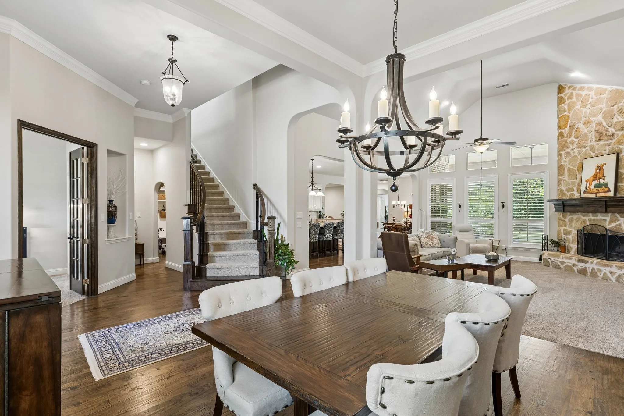 Single Family Residence For Sale in Collin County , 618 Forest Hill Drive, Murphy, Texas 75094, 5 Bedroom, 5 Bathroom, 3 Garage spaces, 4,711 Sqft, built in 2013, mls#21265067, Real Estate Agent in Murphy, Homes For Sale in Collin county, Homes For Sale in Murphy, Realtor in Murphy Texas, Real Estate Brokerage Independent Realty Texas, Luminita Cordes Realtor