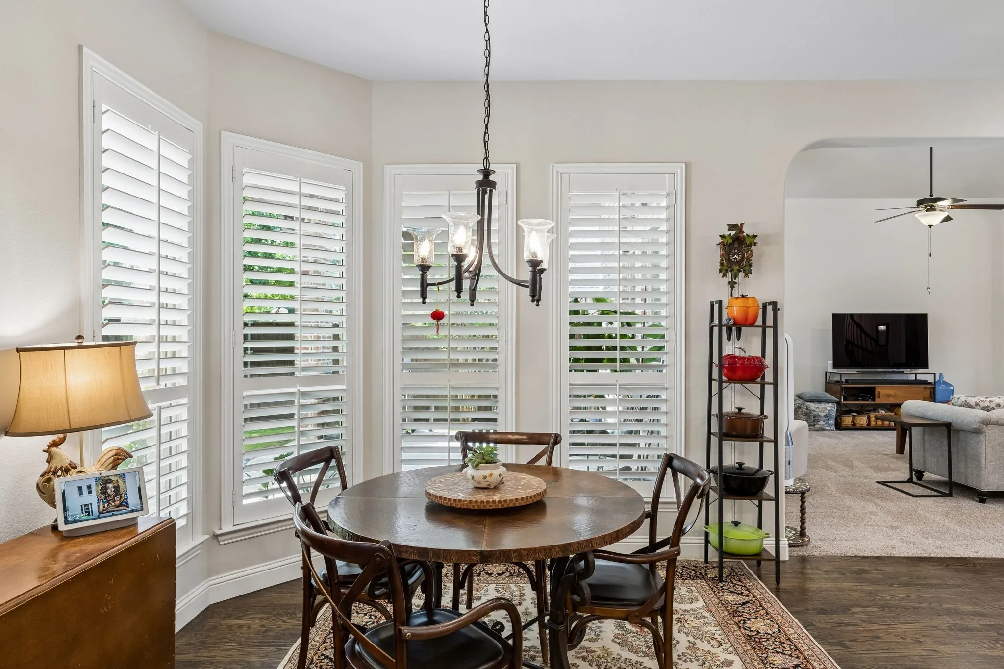 Single Family Residence For Sale in Collin County , 618 Forest Hill Drive, Murphy, Texas 75094, 5 Bedroom, 5 Bathroom, 3 Garage spaces, 4,711 Sqft, built in 2013, mls#21265067, Real Estate Agent in Murphy, Homes For Sale in Collin county, Homes For Sale in Murphy, Realtor in Murphy Texas, Real Estate Brokerage Independent Realty Texas, Luminita Cordes Realtor