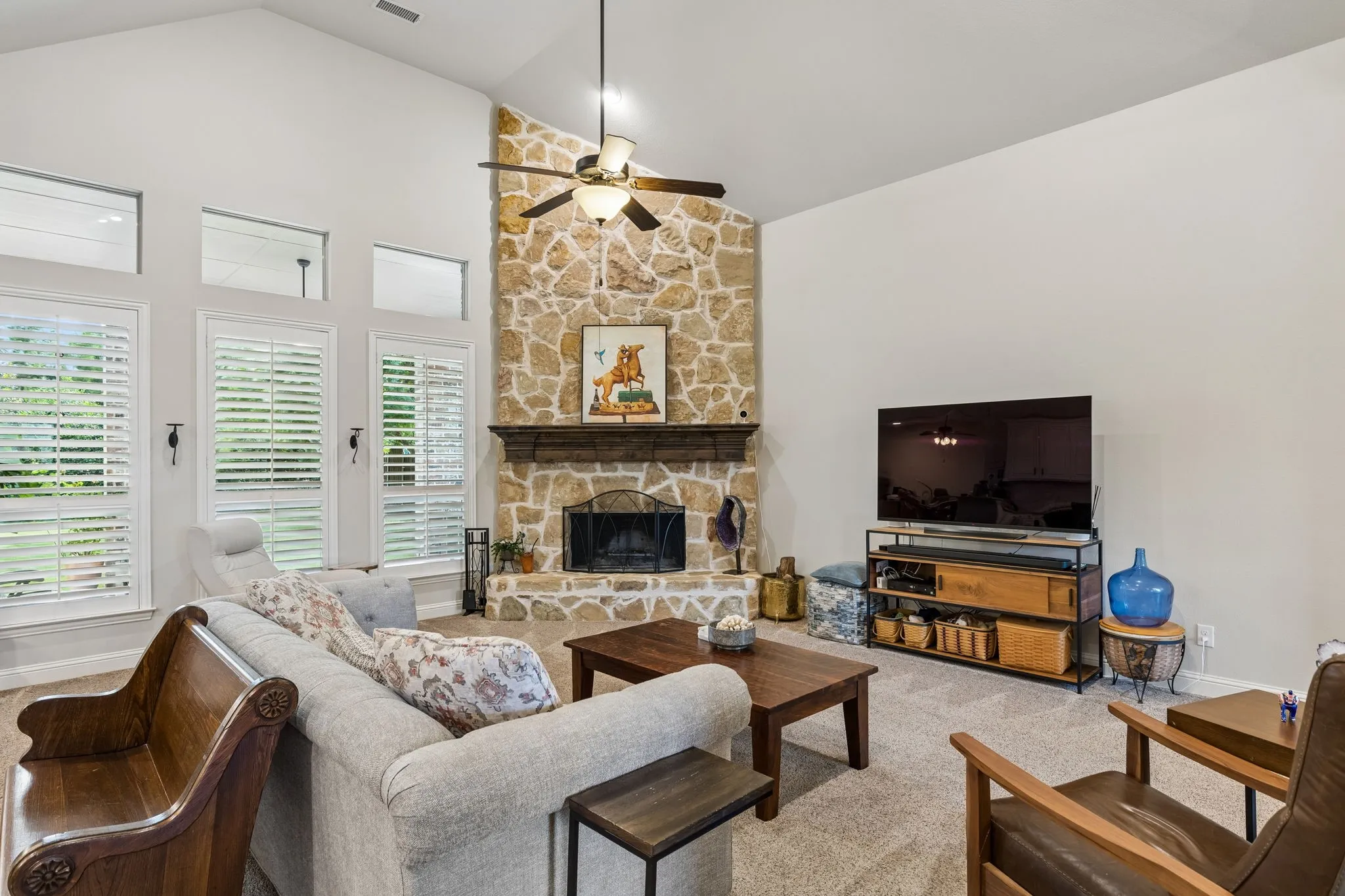 Single Family Residence For Sale in Collin County , 618 Forest Hill Drive, Murphy, Texas 75094, 5 Bedroom, 5 Bathroom, 3 Garage spaces, 4,711 Sqft, built in 2013, mls#21265067, Real Estate Agent in Murphy, Homes For Sale in Collin county, Homes For Sale in Murphy, Realtor in Murphy Texas, Real Estate Brokerage Independent Realty Texas, Luminita Cordes Realtor