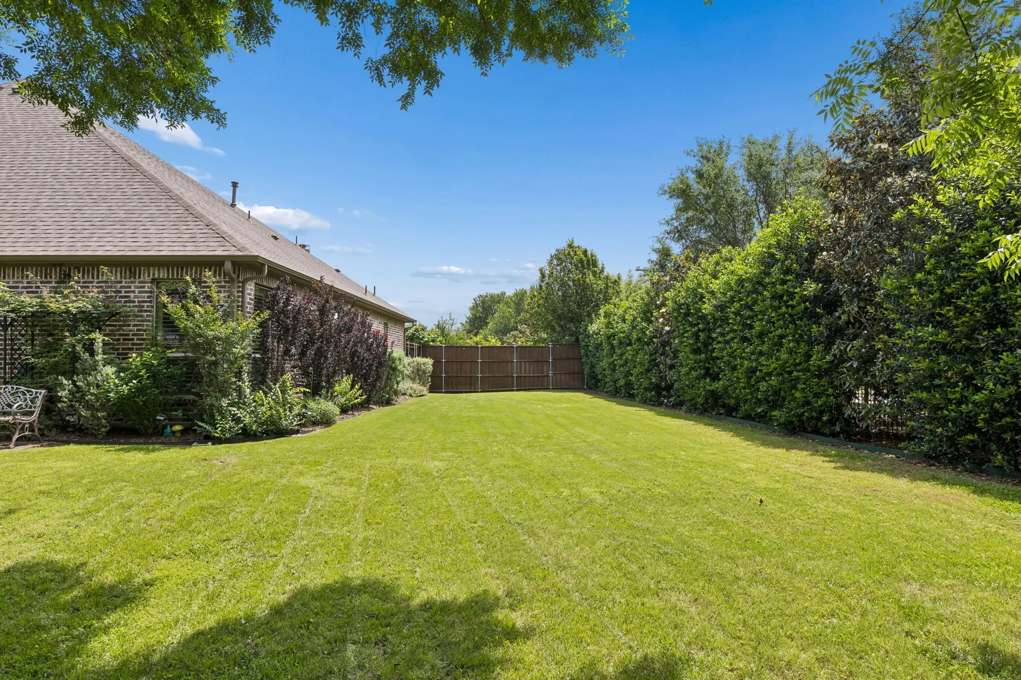 Single Family Residence For Sale in Collin County , 618 Forest Hill Drive, Murphy, Texas 75094, 5 Bedroom, 5 Bathroom, 3 Garage spaces, 4,711 Sqft, built in 2013, mls#21265067, Real Estate Agent in Murphy, Homes For Sale in Collin county, Homes For Sale in Murphy, Realtor in Murphy Texas, Real Estate Brokerage Independent Realty Texas, Luminita Cordes Realtor