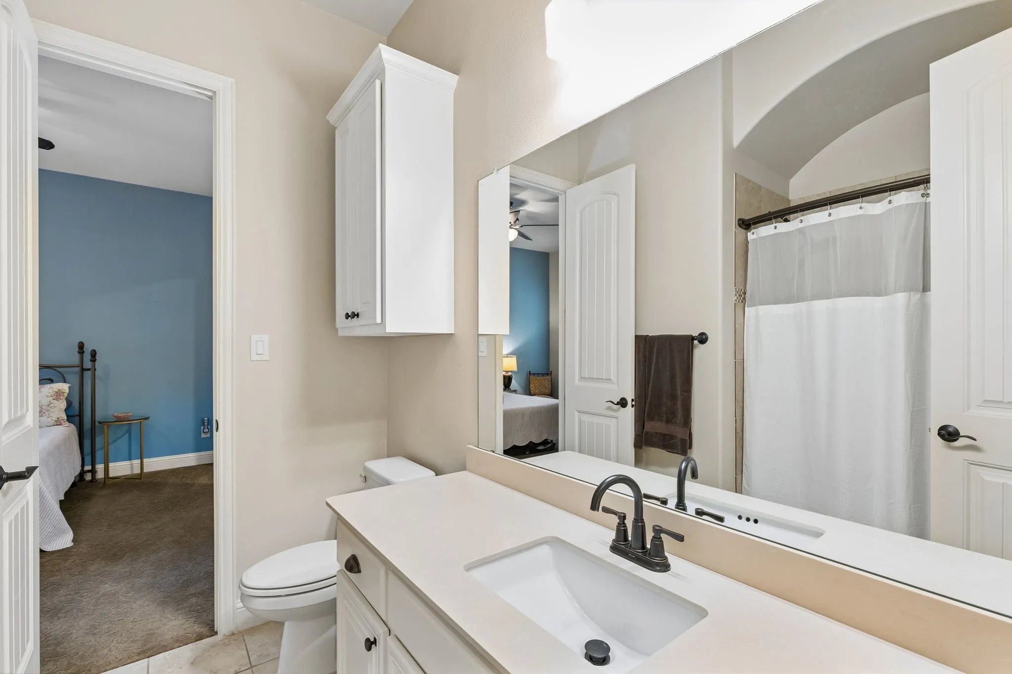 Single Family Residence For Sale in Collin County , 618 Forest Hill Drive, Murphy, Texas 75094, 5 Bedroom, 5 Bathroom, 3 Garage spaces, 4,711 Sqft, built in 2013, mls#21265067, Real Estate Agent in Murphy, Homes For Sale in Collin county, Homes For Sale in Murphy, Realtor in Murphy Texas, Real Estate Brokerage Independent Realty Texas, Luminita Cordes Realtor