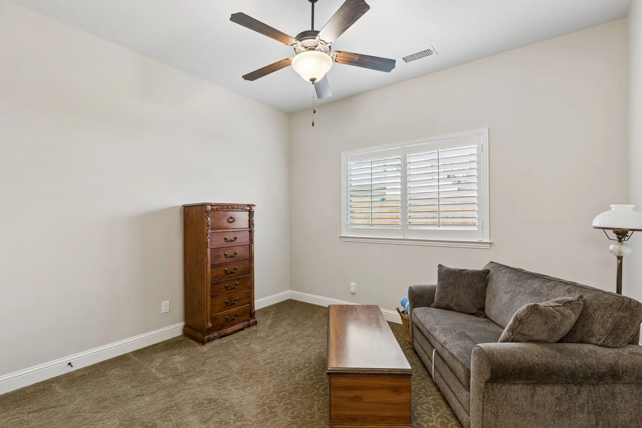Single Family Residence For Sale in Collin County , 618 Forest Hill Drive, Murphy, Texas 75094, 5 Bedroom, 5 Bathroom, 3 Garage spaces, 4,711 Sqft, built in 2013, mls#21265067, Real Estate Agent in Murphy, Homes For Sale in Collin county, Homes For Sale in Murphy, Realtor in Murphy Texas, Real Estate Brokerage Independent Realty Texas, Luminita Cordes Realtor
