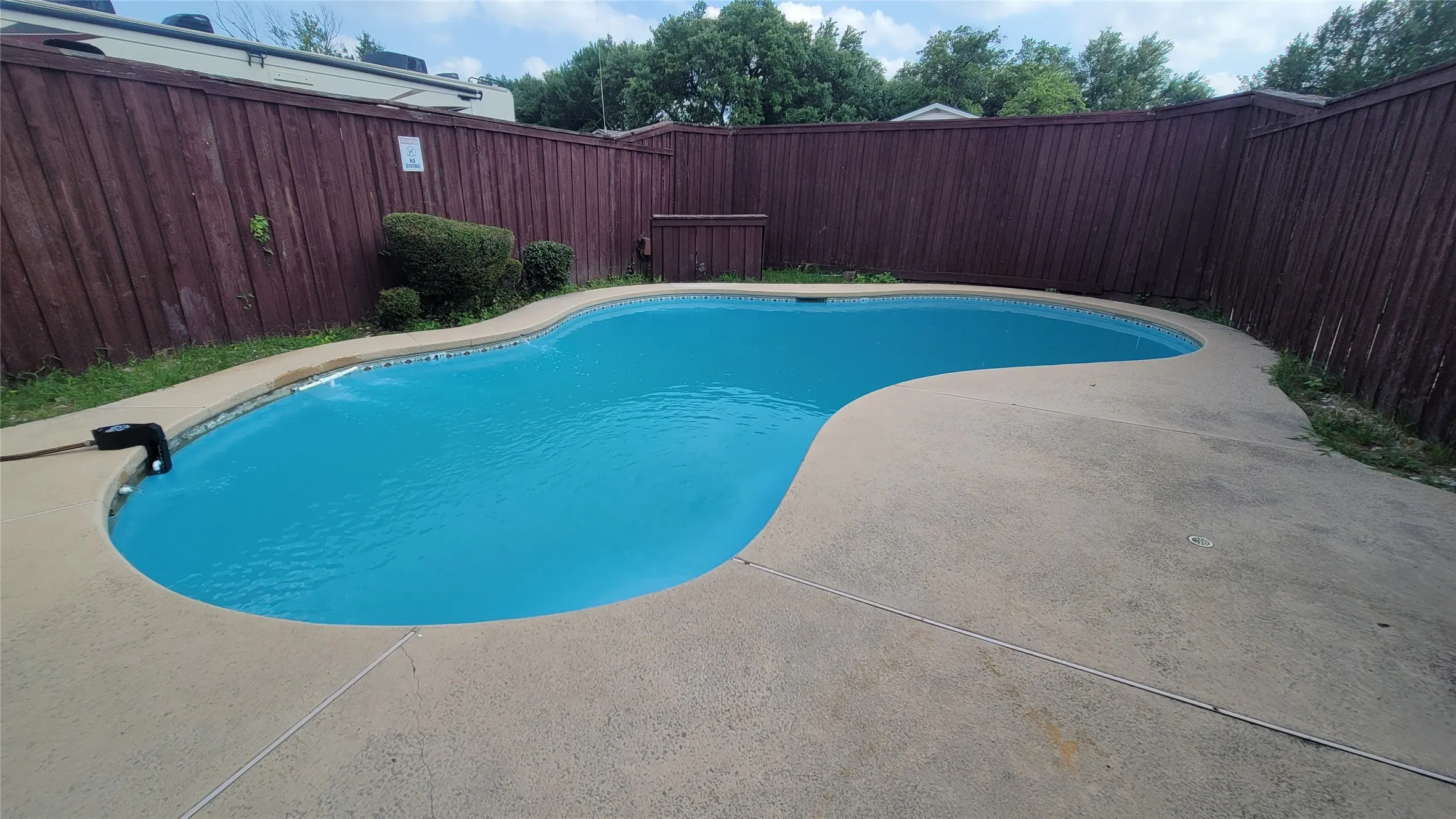 Single Family Residence For Rent in Dallas County , 1334 Paris Drive, Garland, Texas 75040, 4 Bedroom, 2 Bathroom, 2 Garage spaces, 2,102 Sqft, built in 1977, mls#21300737, Real Estate Agent in Garland, Homes For Rent in Dallas county, Homes For Rent in Garland, Realtor in Garland Texas, Real Estate Brokerage Independent Realty Texas, Luminita Cordes Realtor