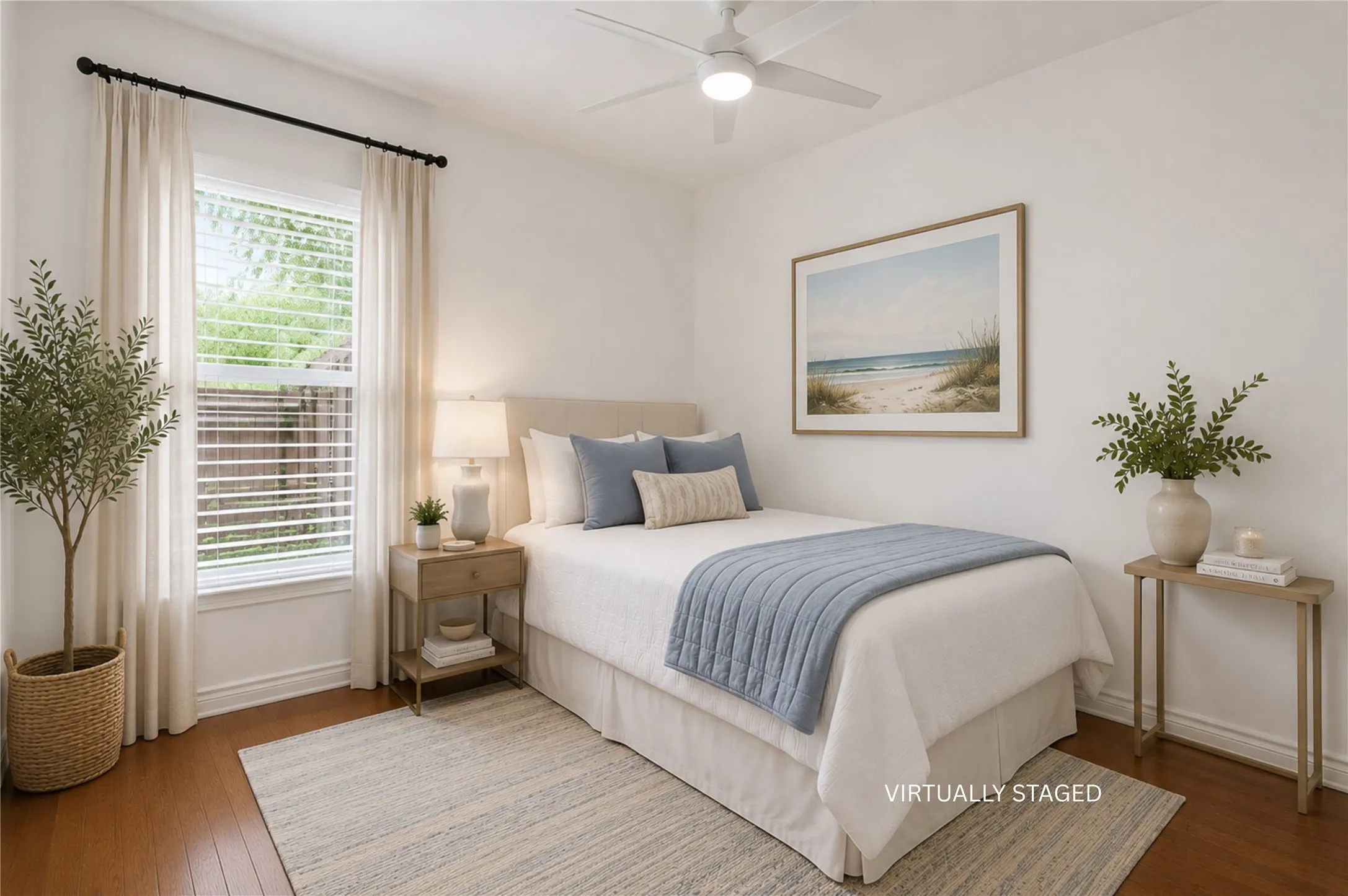 Virtually staged to illustrate the room's potential.