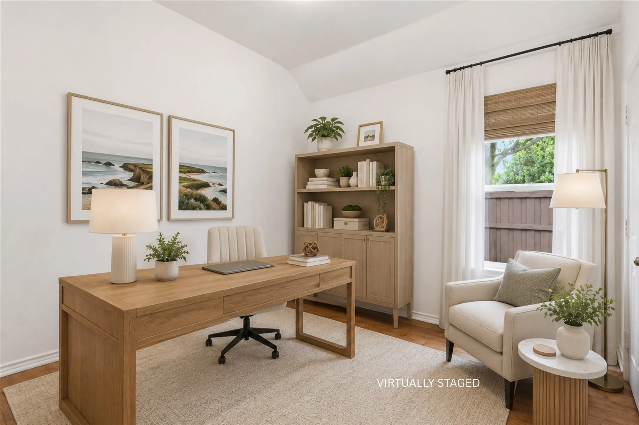 Virtually staged to illustrate the room's potential.