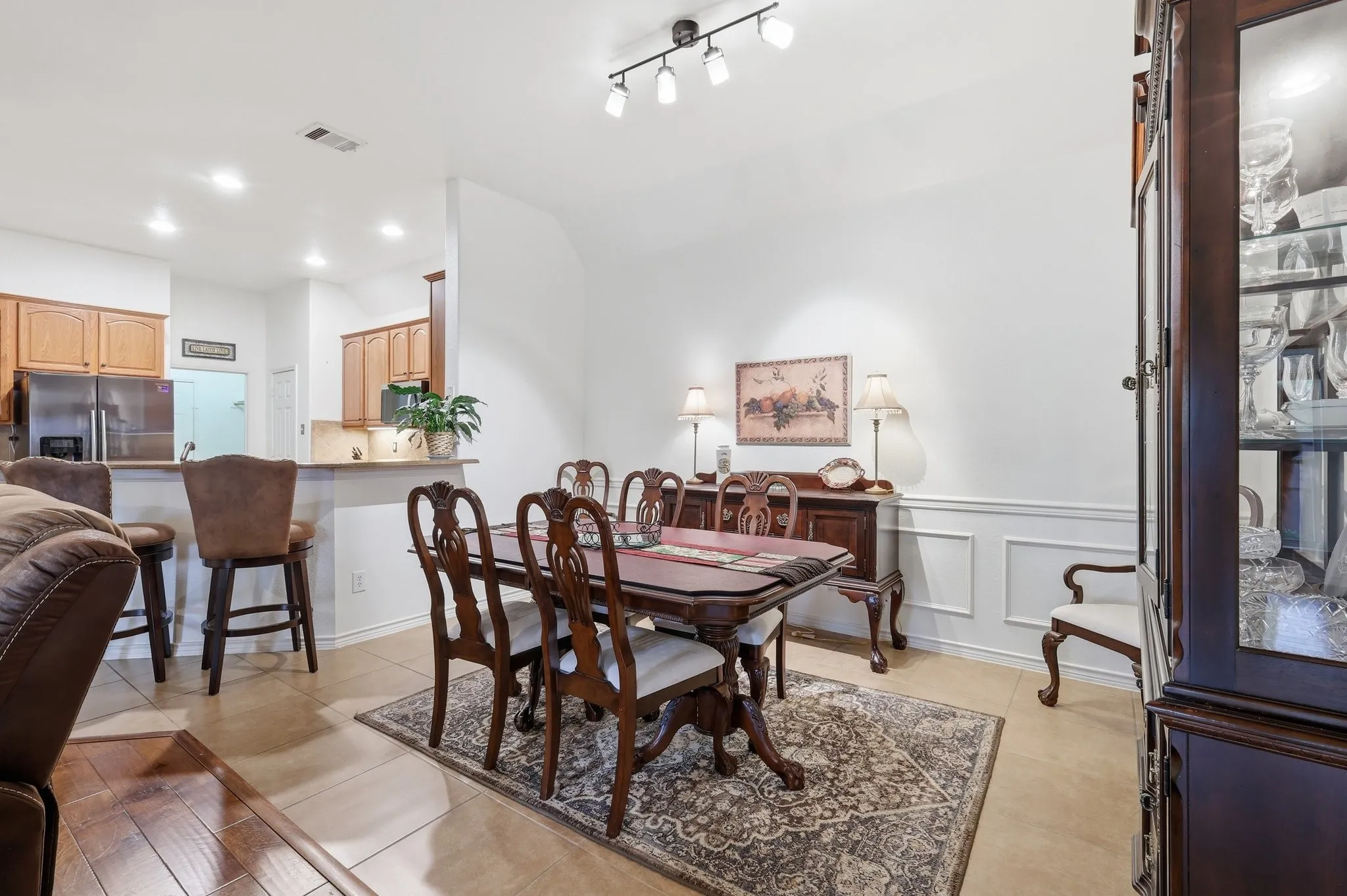 Single Family Residence For Sale in Collin County , 7764 Lancaster, Frisco, Texas 75035, 3 Bedroom, 2 Bathroom, 2 Garage spaces, 1,896 Sqft, built in 2004, mls#21294510, Real Estate Agent in Frisco, Homes For Sale in Collin county, Homes For Sale in Frisco, Realtor in Frisco Texas, Real Estate Brokerage Independent Realty Texas, Luminita Cordes Realtor