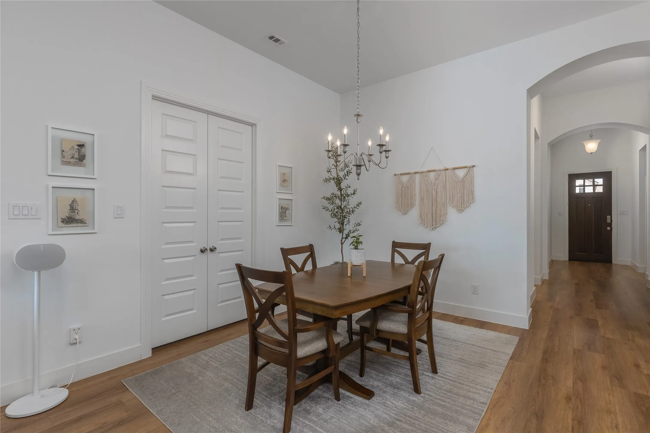 Single Family Residence For Sale in Denton County , 1128 Cottonseed Street, Little Elm, Texas 76227, 4 Bedroom, 3 Bathroom, 2 Garage spaces, 2,253 Sqft, built in 2019, mls#21300299, Real Estate Agent in Little Elm, Homes For Sale in Denton county, Homes For Sale in Little Elm, Realtor in Little Elm Texas, Real Estate Brokerage Independent Realty Texas, Luminita Cordes Realtor
