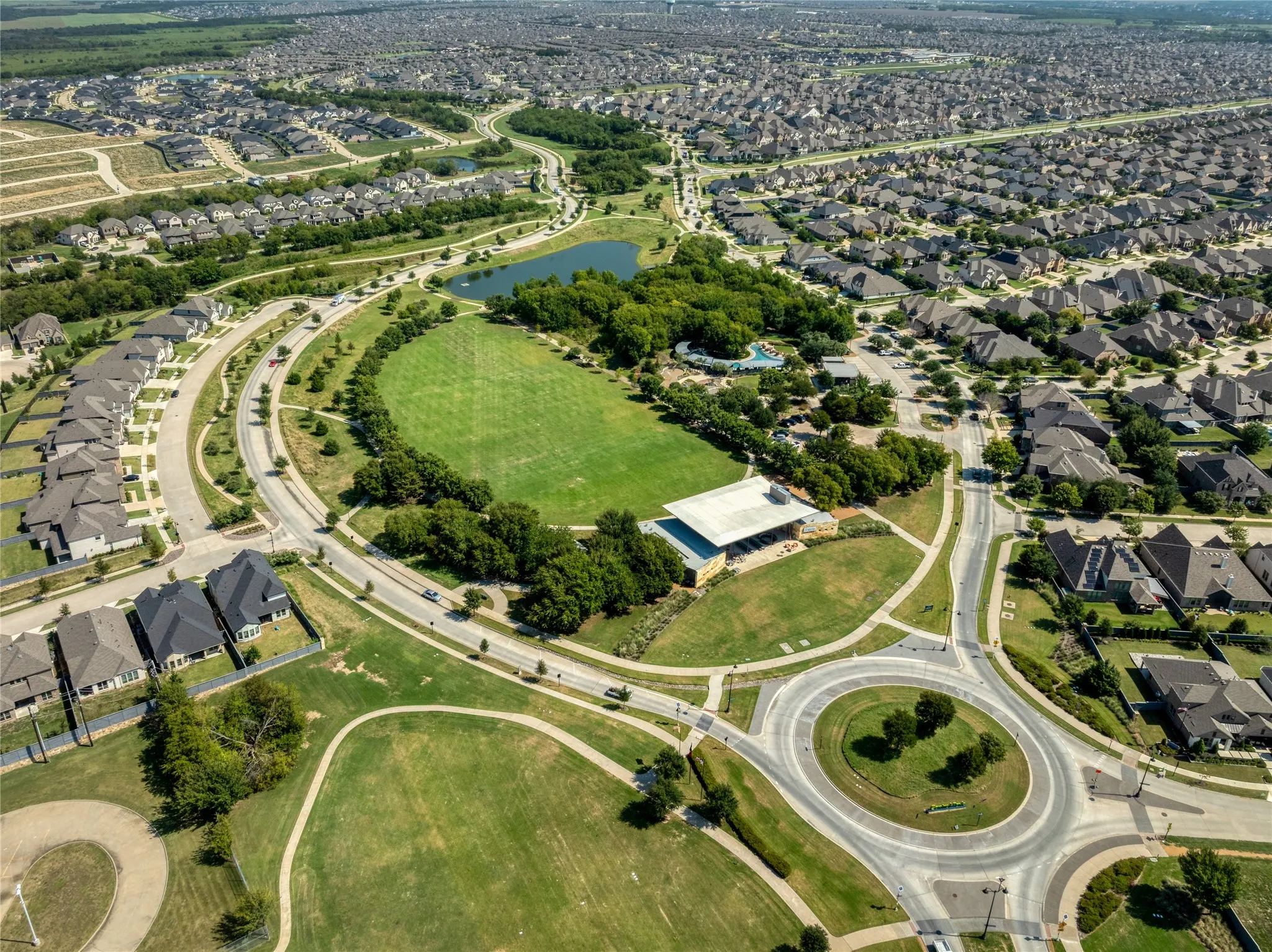 Single Family Residence For Sale in Denton County , 1128 Cottonseed Street, Little Elm, Texas 76227, 4 Bedroom, 3 Bathroom, 2 Garage spaces, 2,253 Sqft, built in 2019, mls#21300299, Real Estate Agent in Little Elm, Homes For Sale in Denton county, Homes For Sale in Little Elm, Realtor in Little Elm Texas, Real Estate Brokerage Independent Realty Texas, Luminita Cordes Realtor