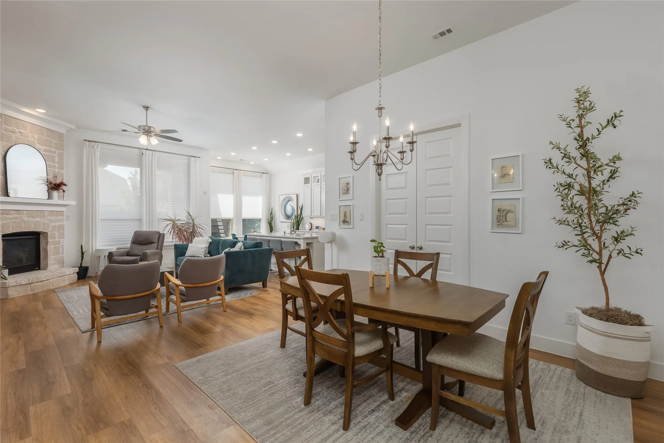 Single Family Residence For Sale in Denton County , 1128 Cottonseed Street, Little Elm, Texas 76227, 4 Bedroom, 3 Bathroom, 2 Garage spaces, 2,253 Sqft, built in 2019, mls#21300299, Real Estate Agent in Little Elm, Homes For Sale in Denton county, Homes For Sale in Little Elm, Realtor in Little Elm Texas, Real Estate Brokerage Independent Realty Texas, Luminita Cordes Realtor