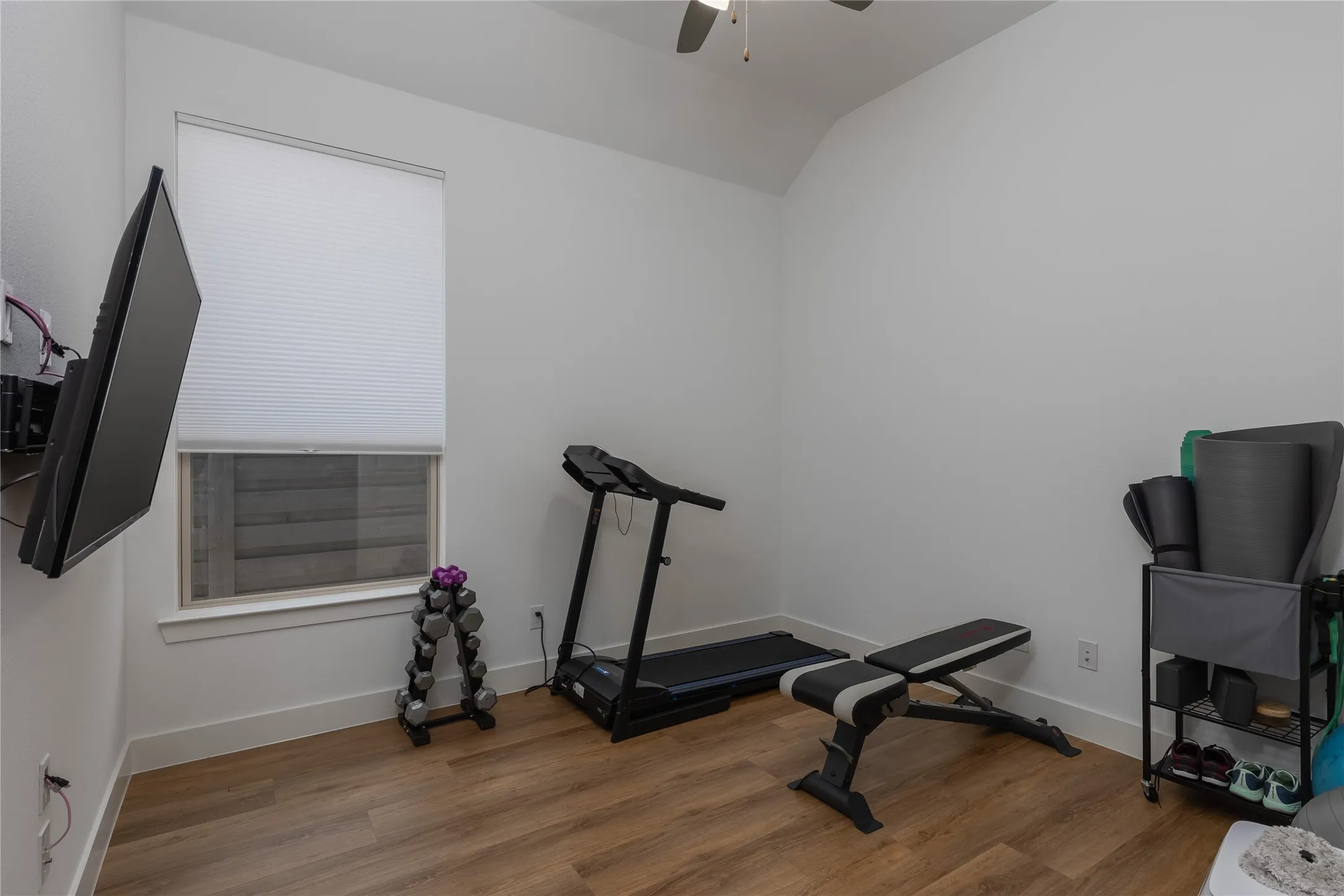 Single Family Residence For Sale in Denton County , 1128 Cottonseed Street, Little Elm, Texas 76227, 4 Bedroom, 3 Bathroom, 2 Garage spaces, 2,253 Sqft, built in 2019, mls#21300299, Real Estate Agent in Little Elm, Homes For Sale in Denton county, Homes For Sale in Little Elm, Realtor in Little Elm Texas, Real Estate Brokerage Independent Realty Texas, Luminita Cordes Realtor